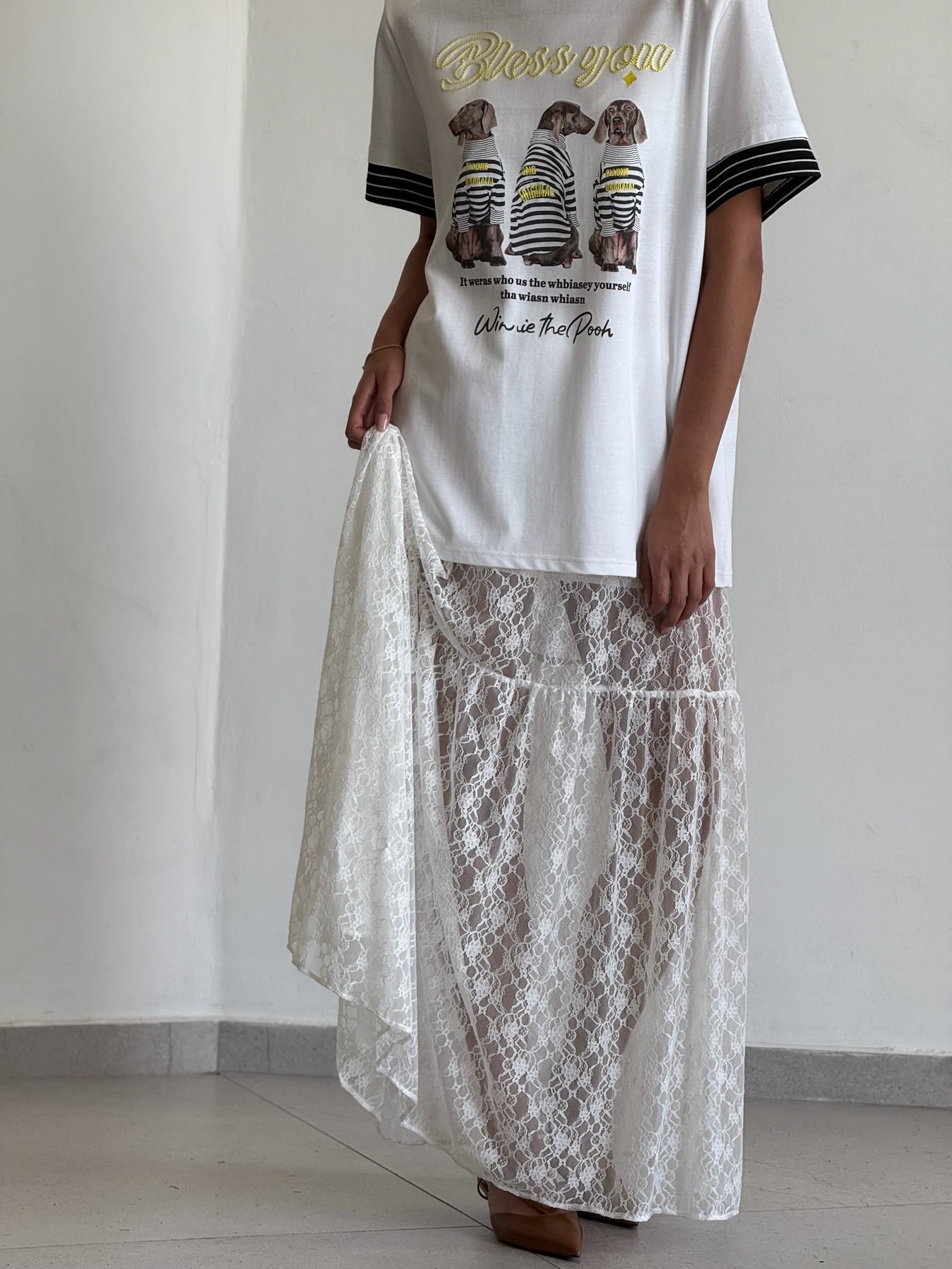 חצאית סאם לבן