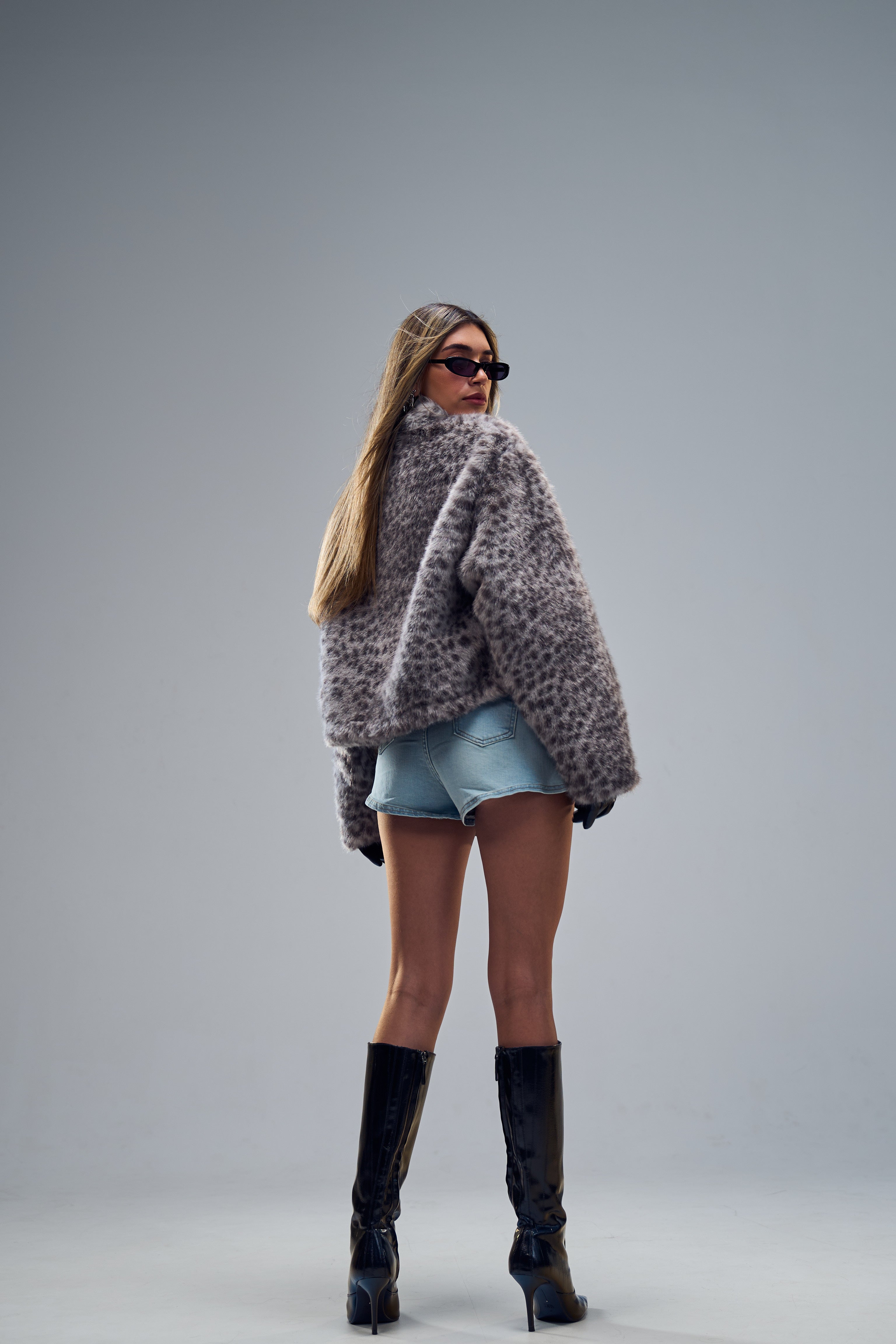 מכנס ג׳ינס מיכאל בהיר