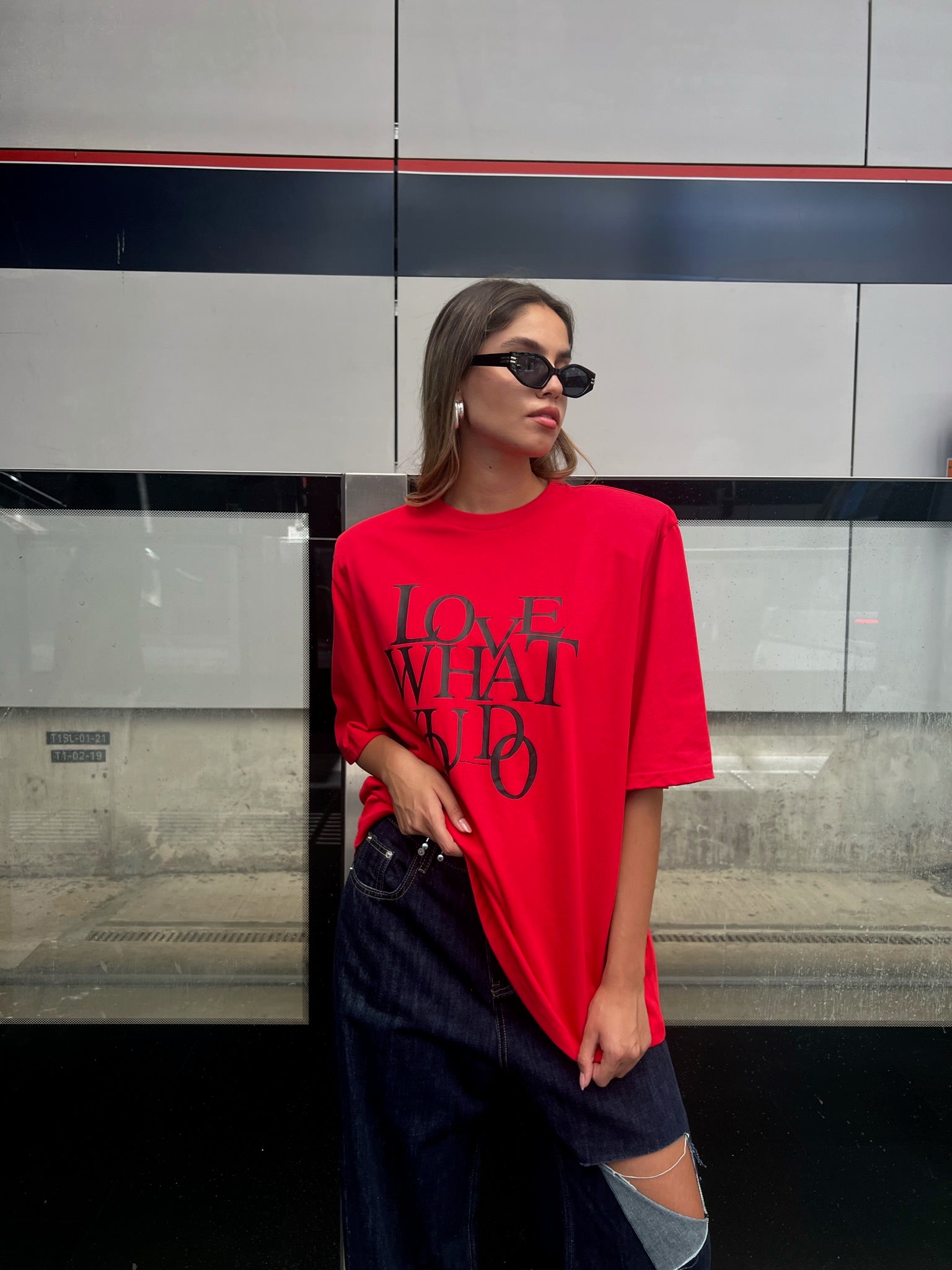 חולצת דנה אוברסייז אדום