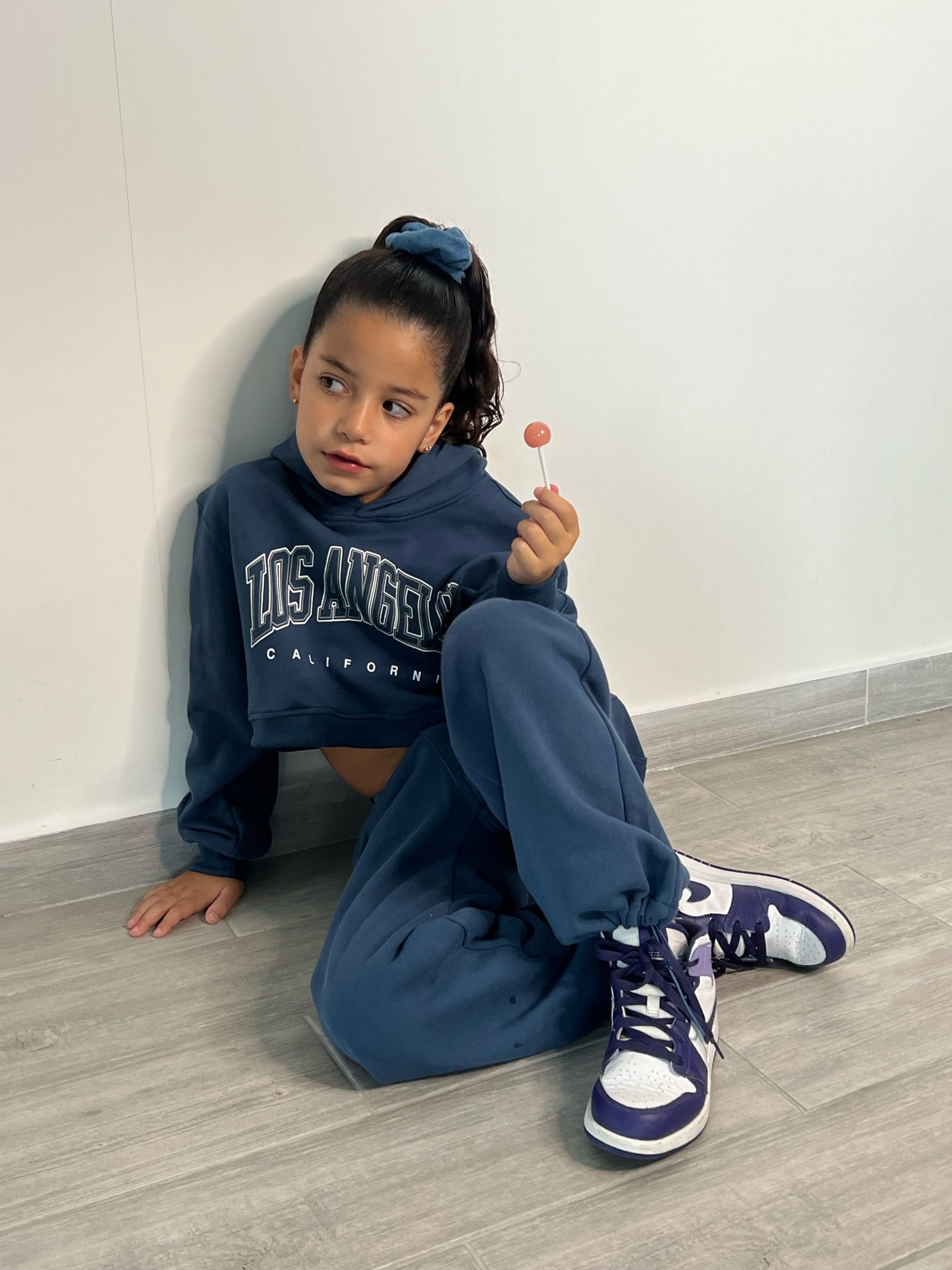 סווצר סיליה כחול