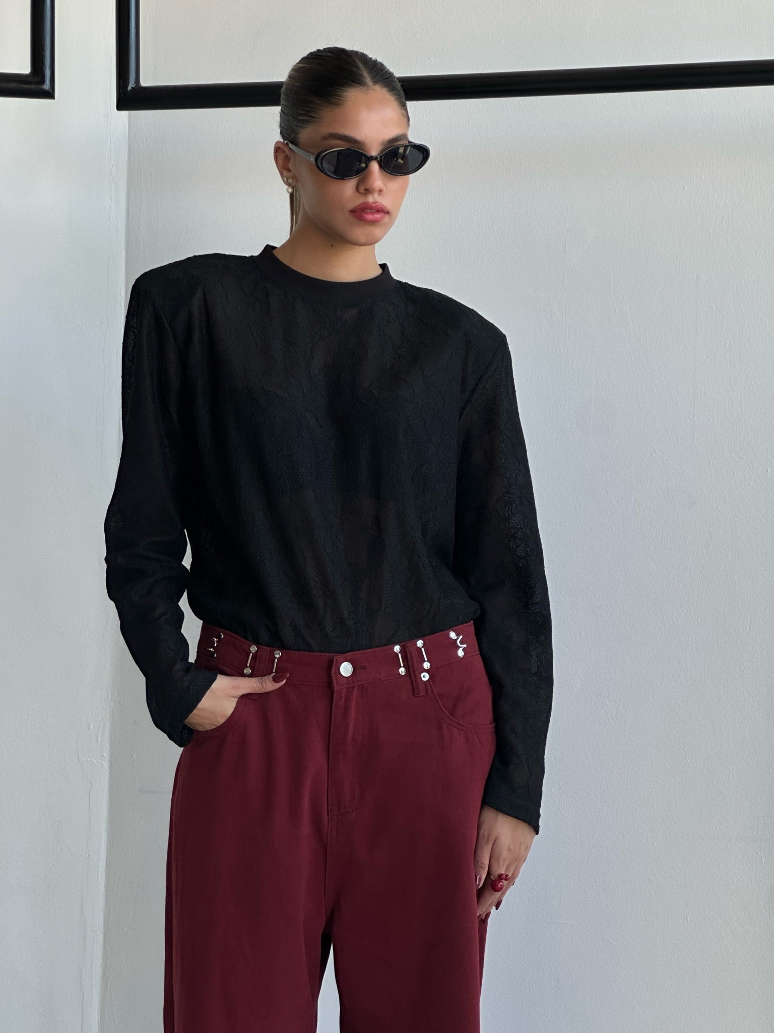 חולצת לייה תחרה שחור