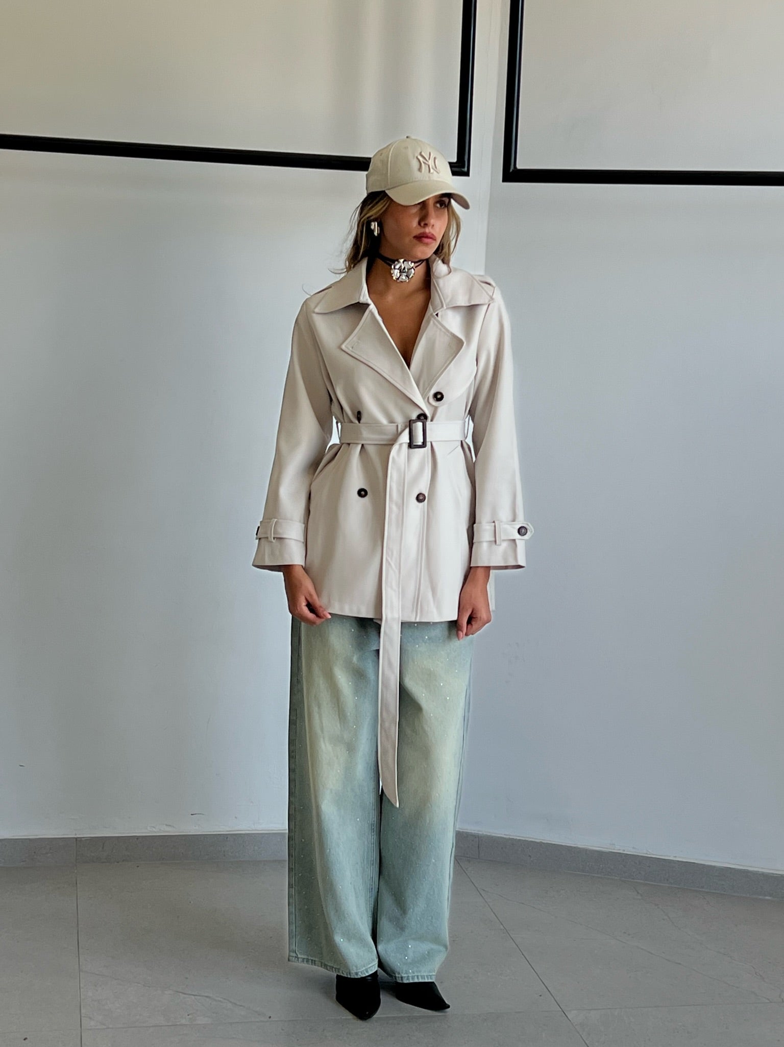 מעיל רומי אבן