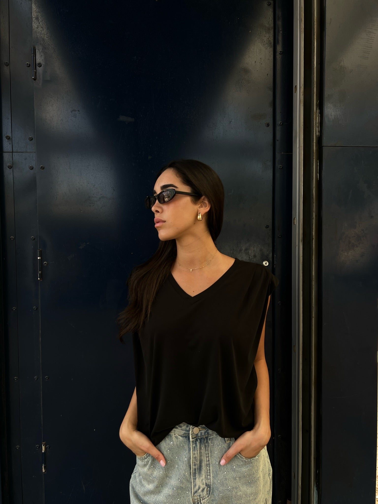 חולצת אביה שחור