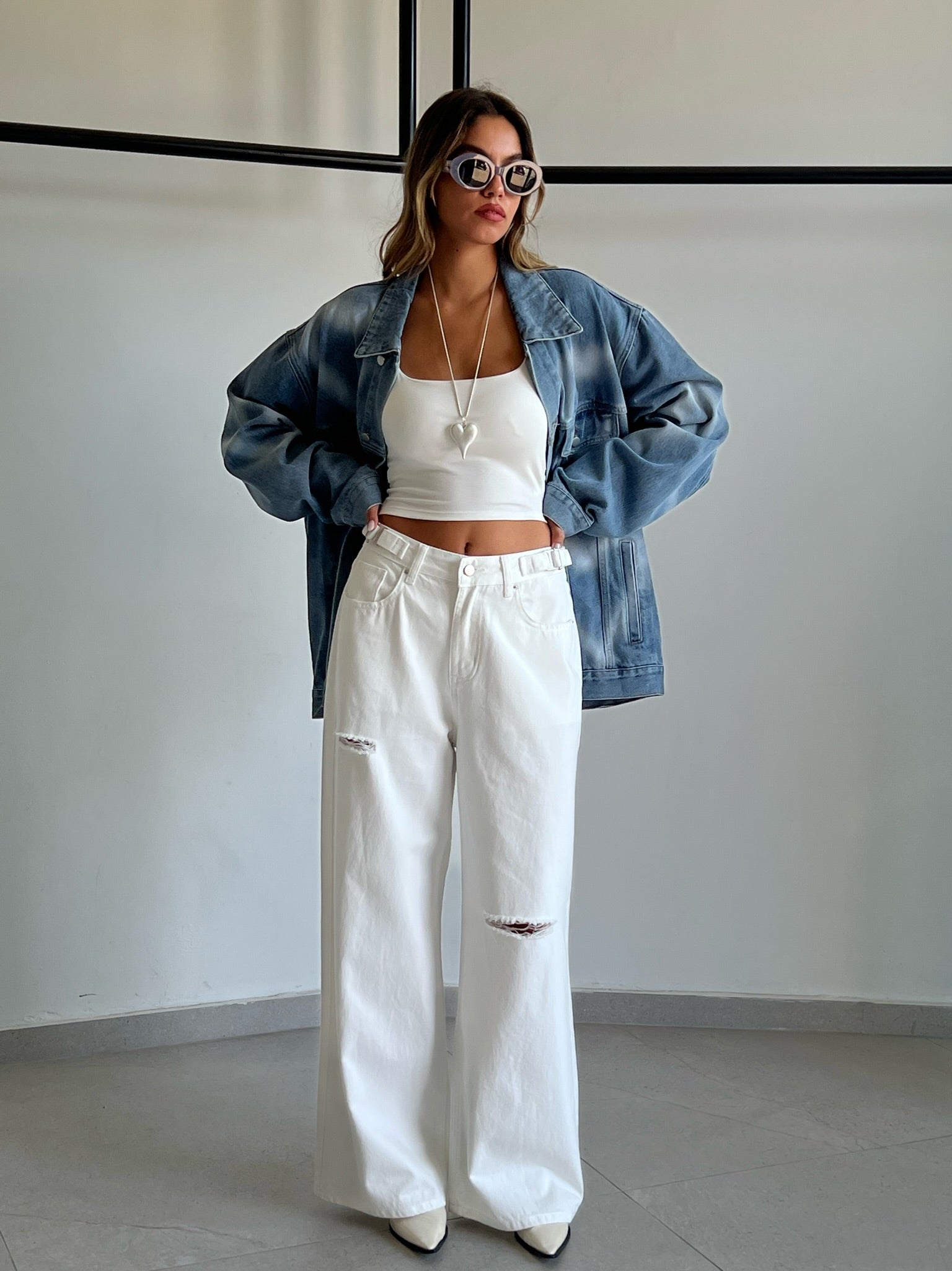 מכנס ג׳ינס נוהר לבן