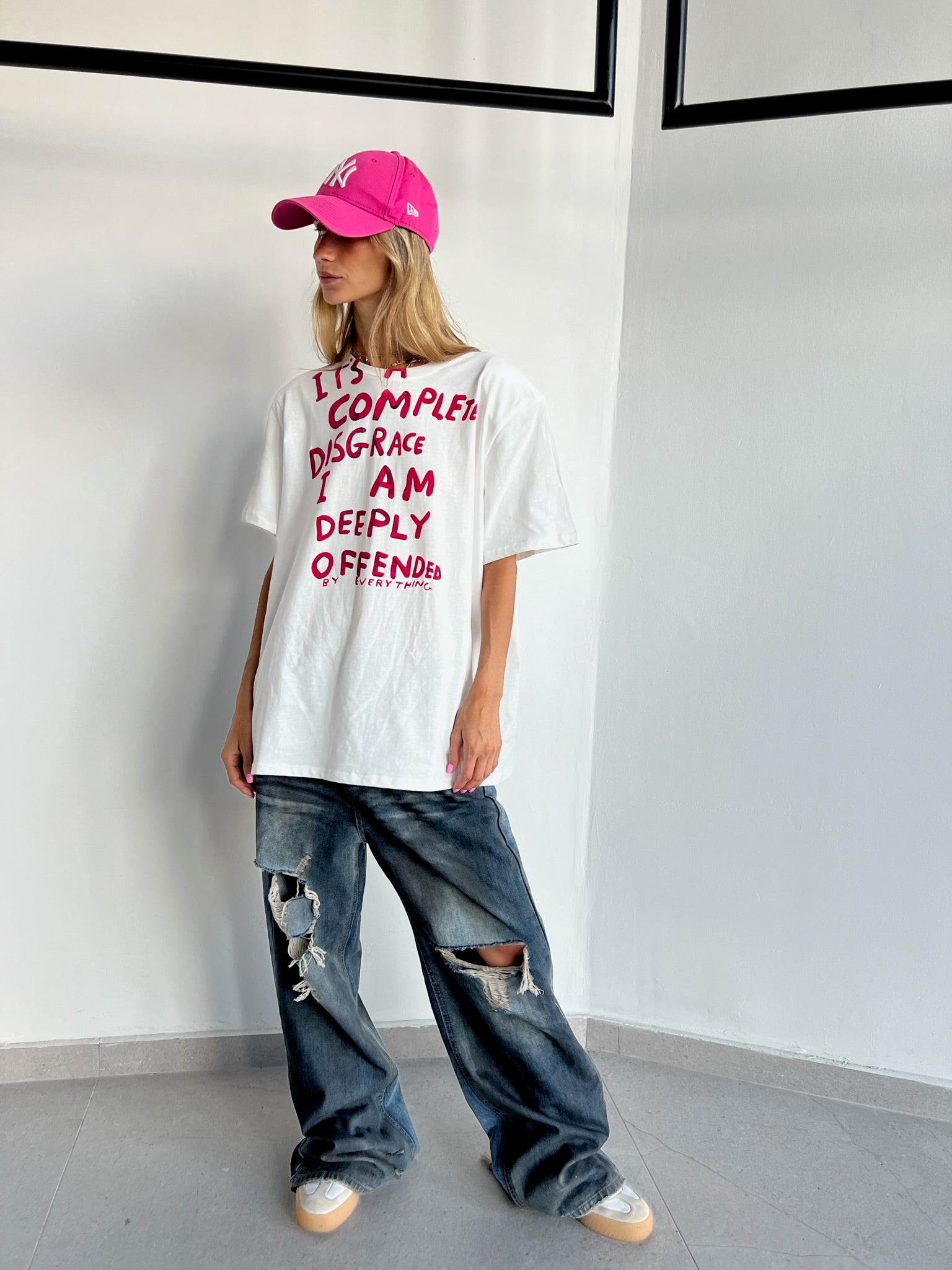 חולצת יולי לבן ורוד