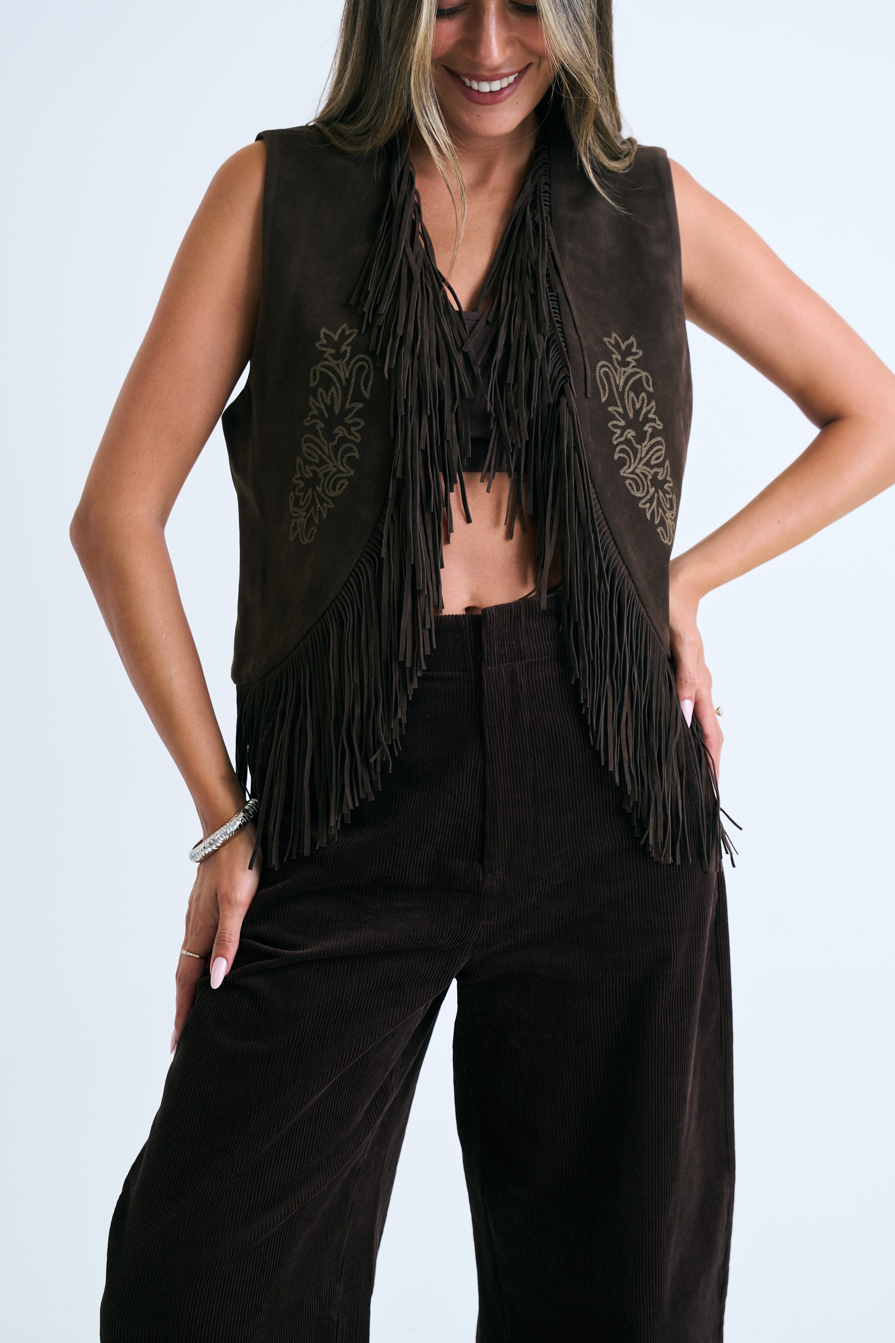 וסט ג׳יזל חום כהה