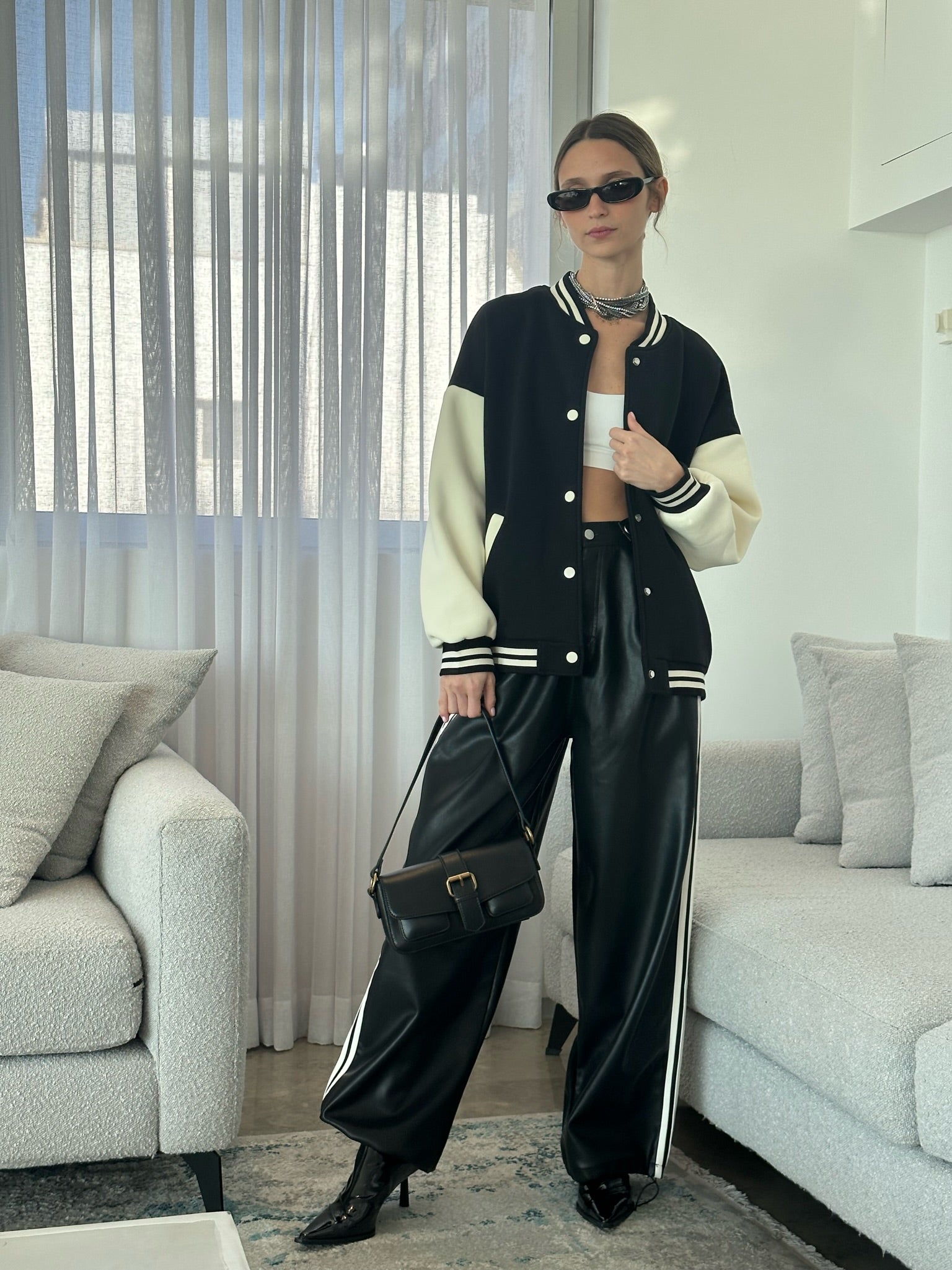 מכנס דמוי עור לורן שחור