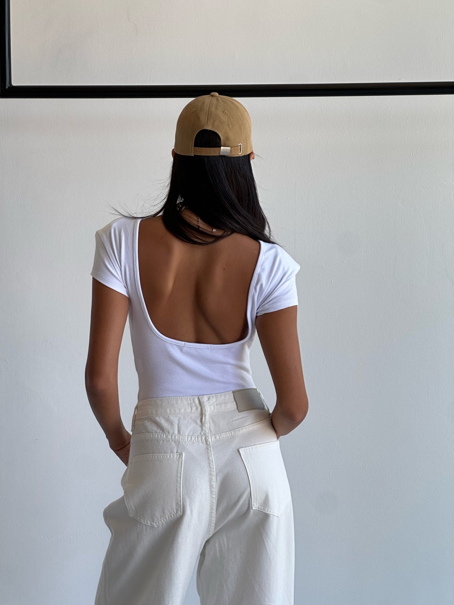 בגד גוף אליה לבן