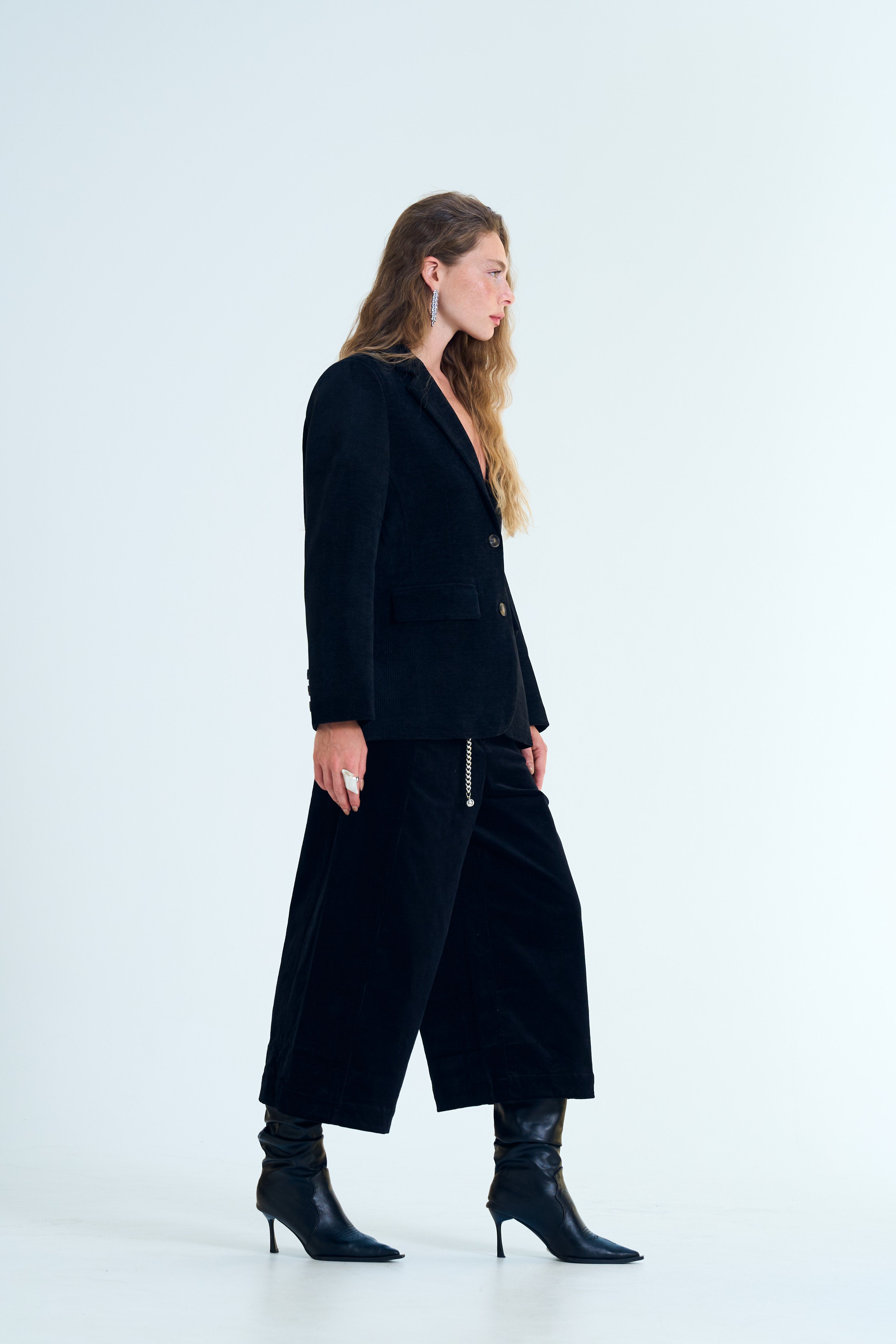 מכנס אור קורדרוי שחור