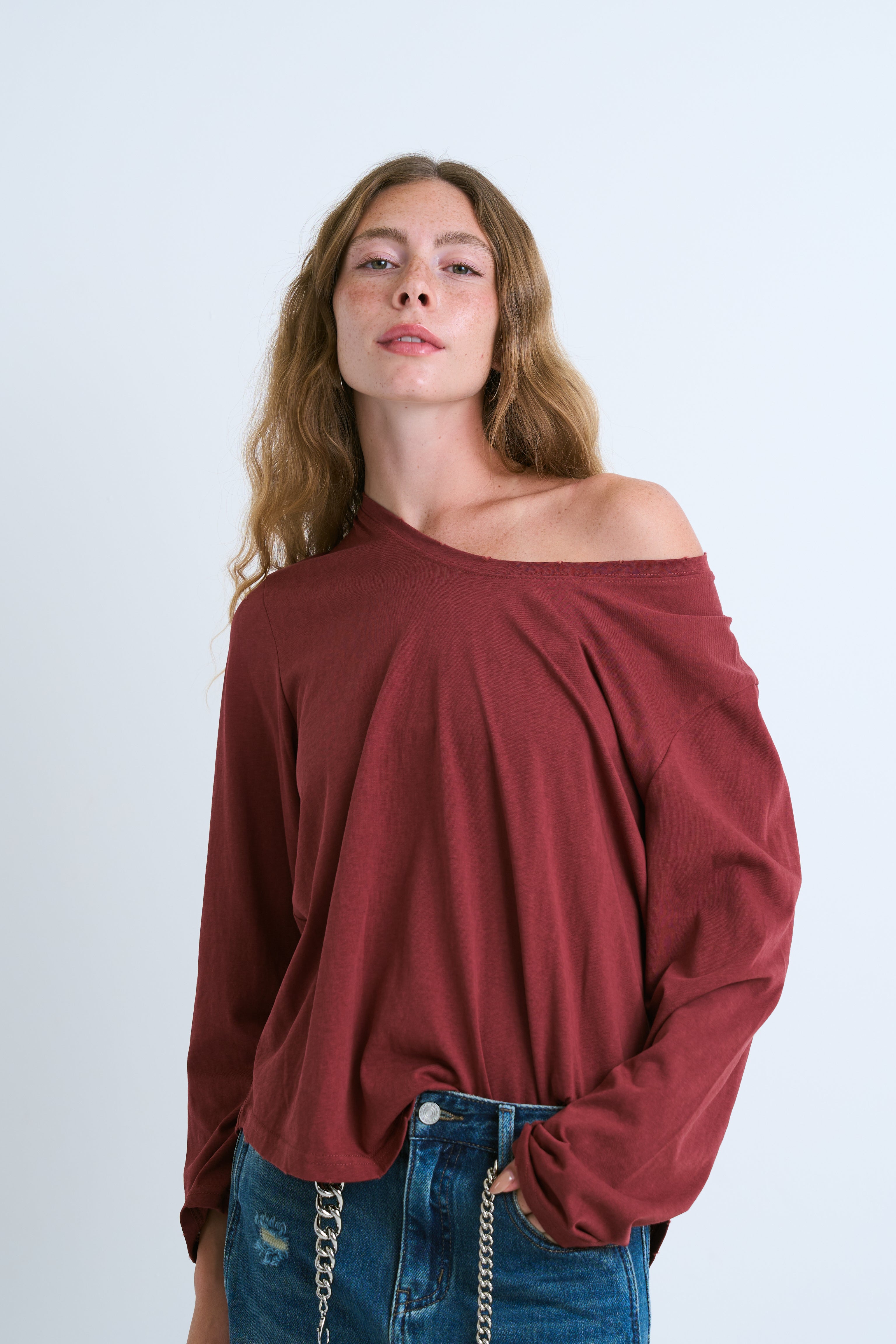 חולצת נליה בורדו