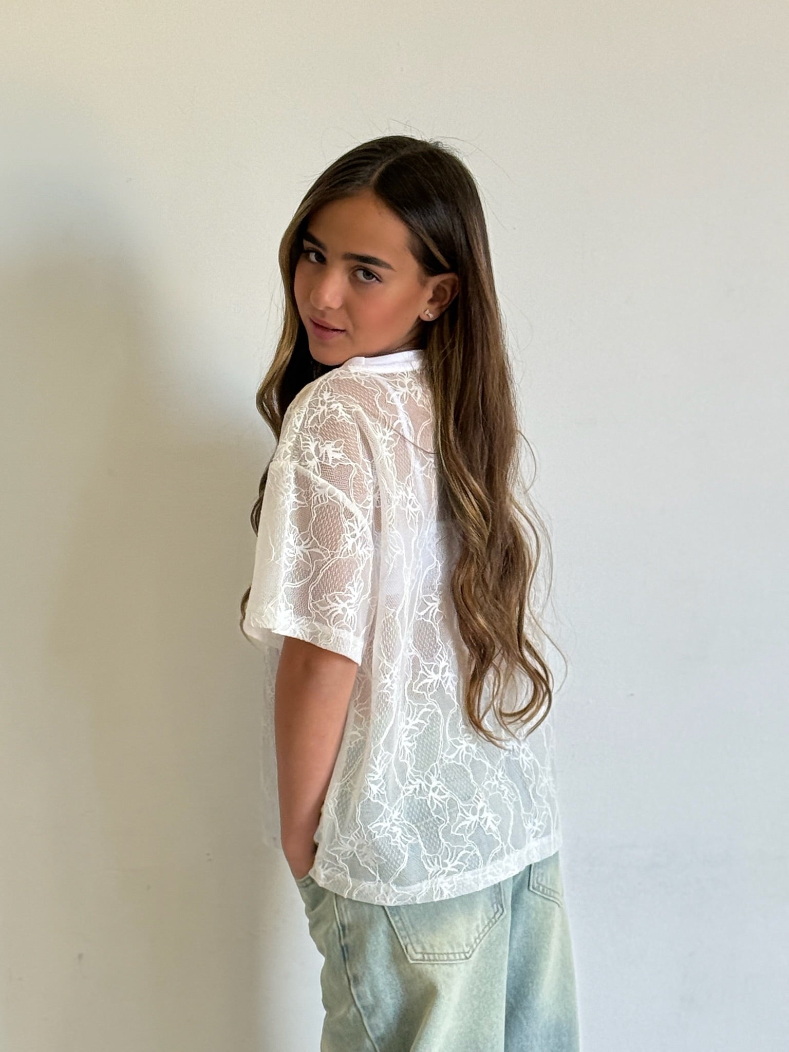 חולצת אלה תחרה