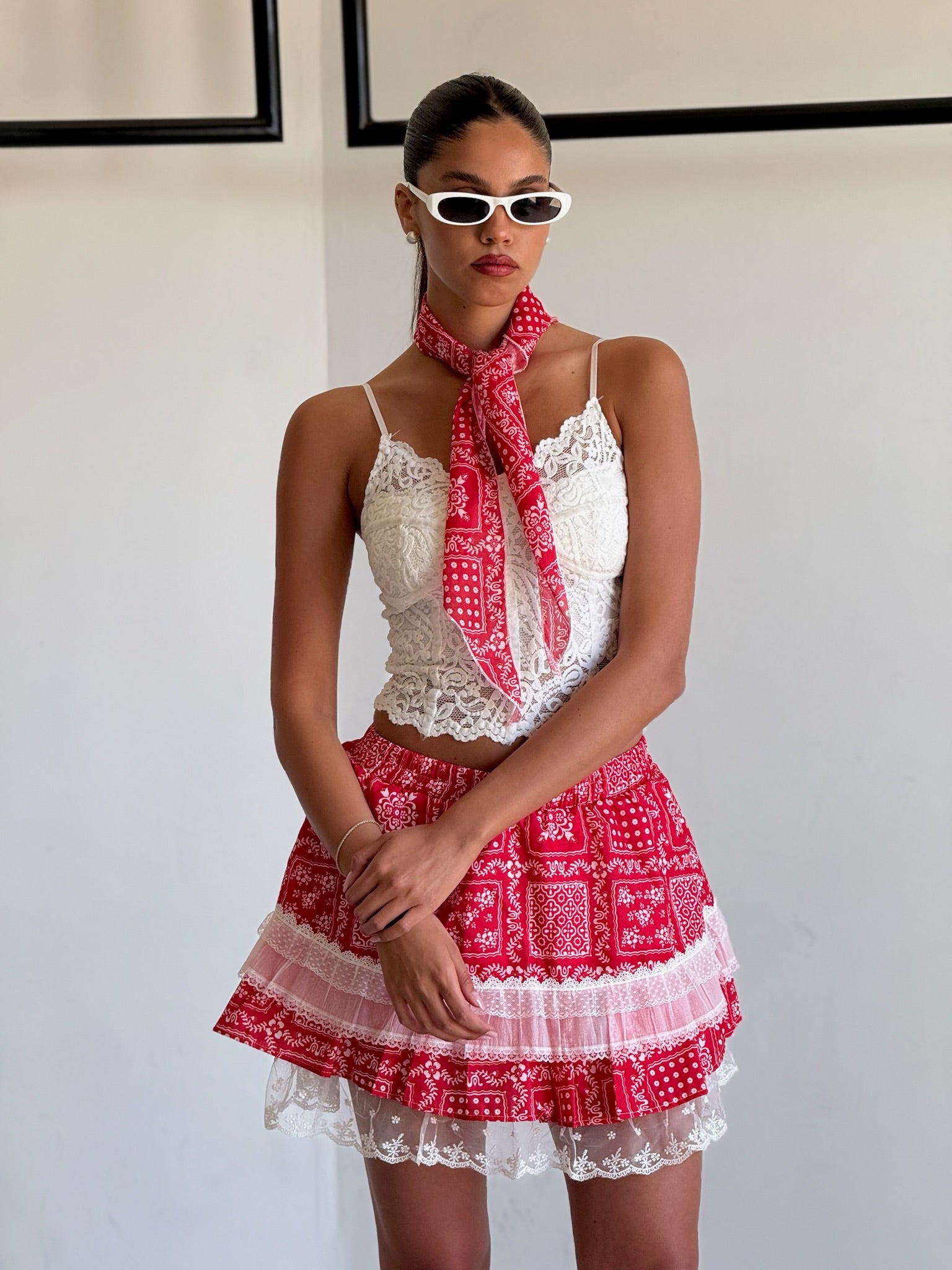 טופ תחרה נלה