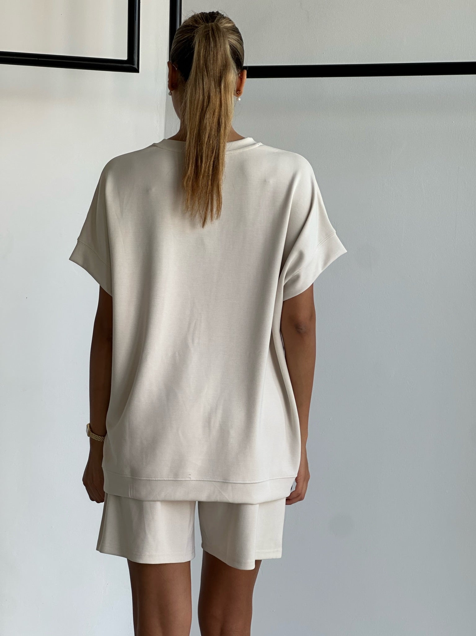 חליפת רונה שמנת