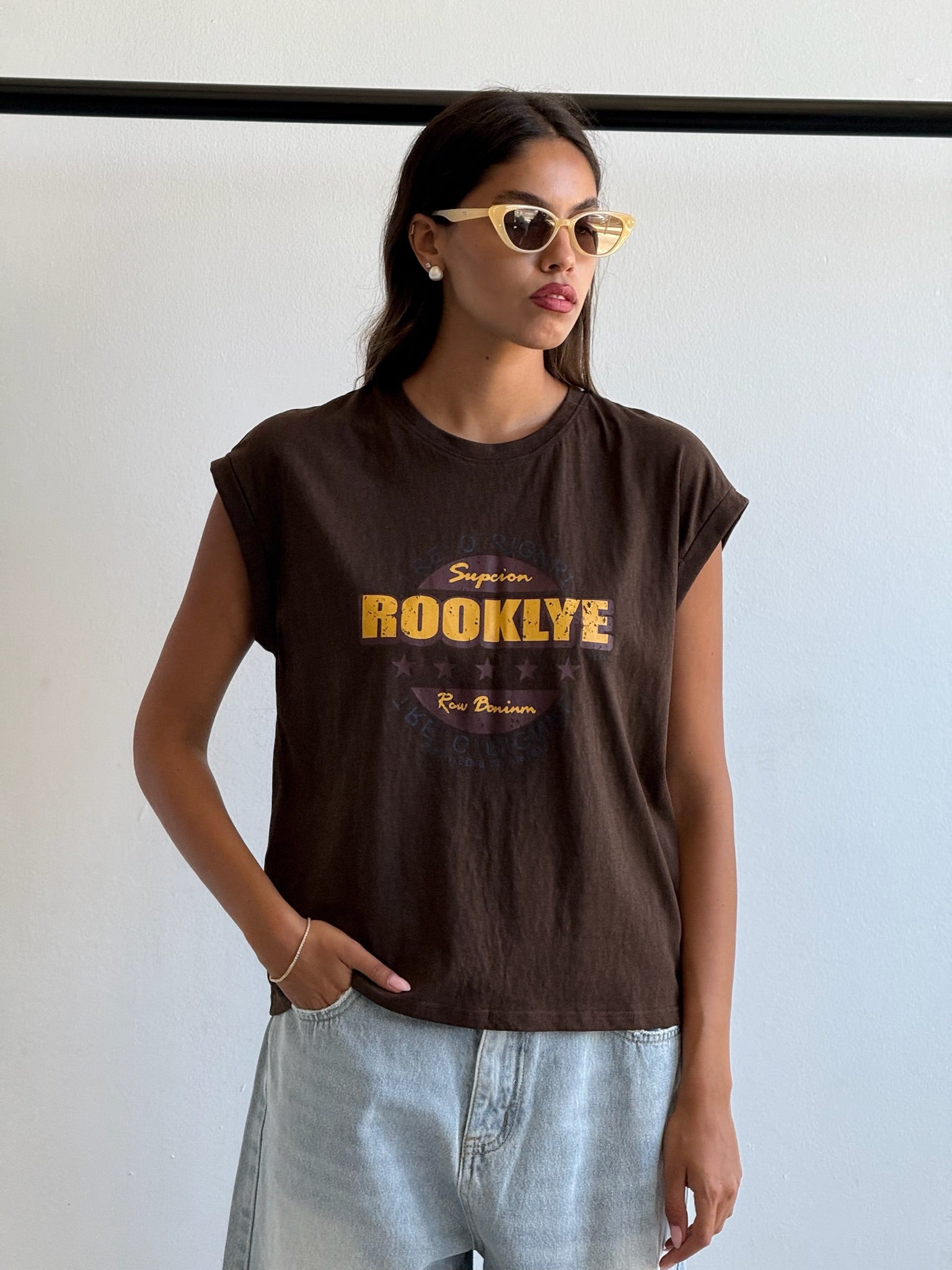 חולצת סאבי חום