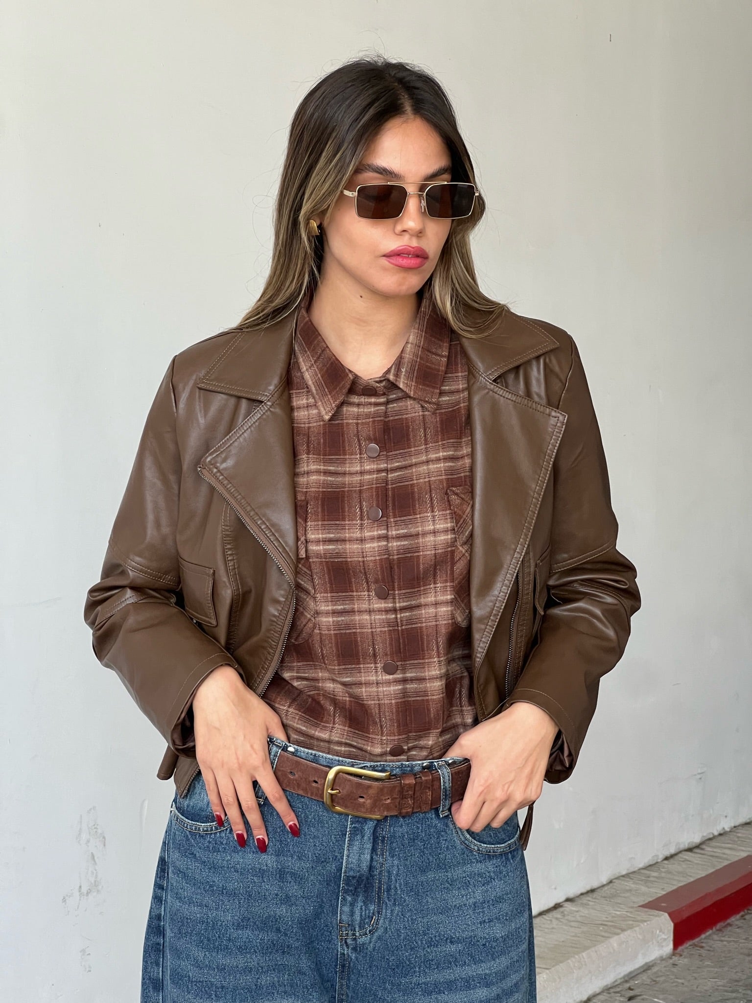 חולצת איזבל חום בהיר