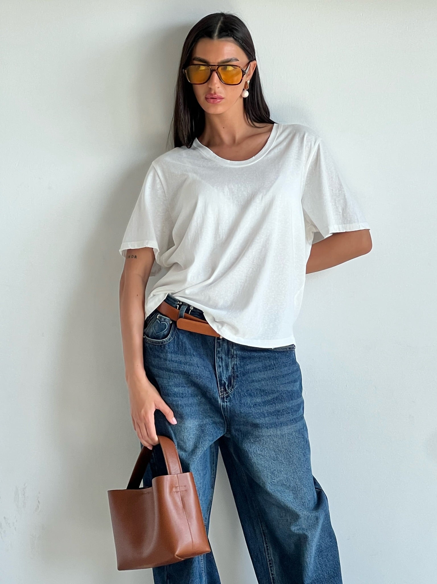 חולצת לים לבן