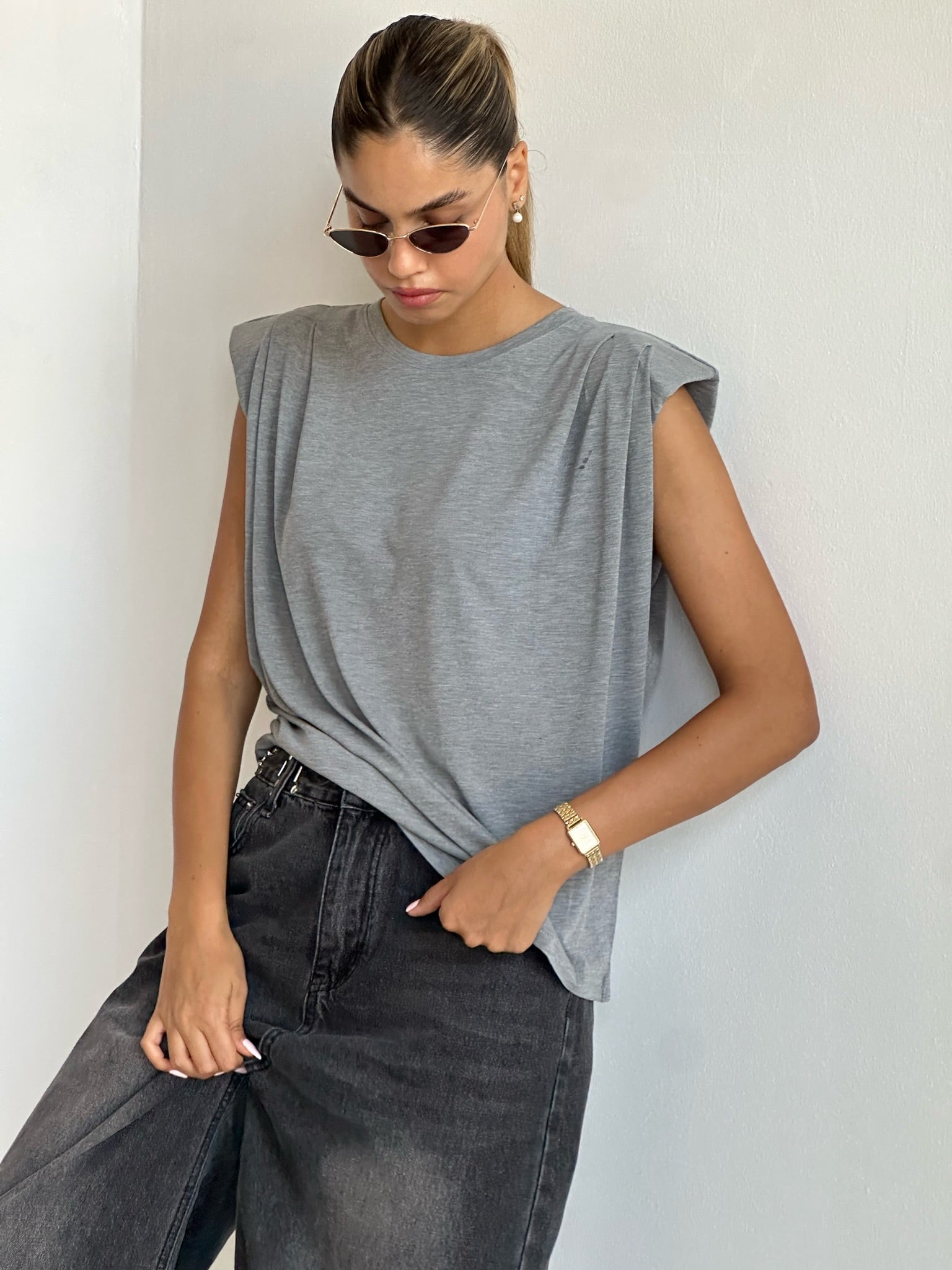 Light gray Niv shirt