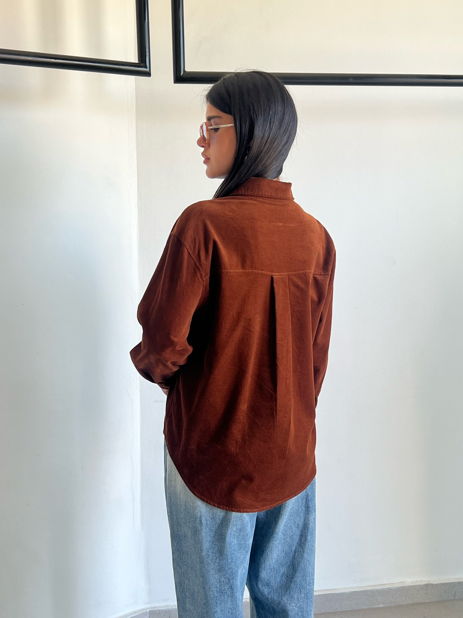 חולצת מרום קורדרוי חום