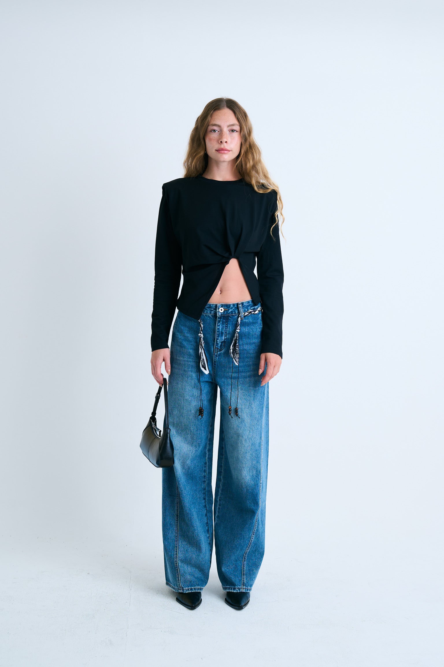 חולצת אליה שחור