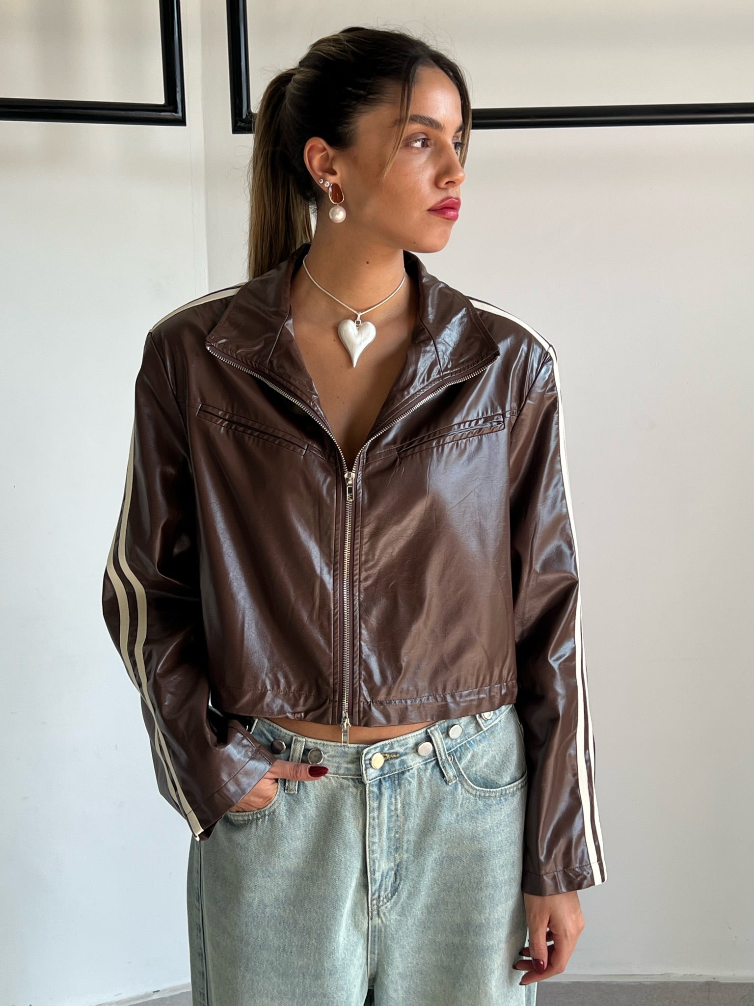 ג׳קט רז דמוי עור חום