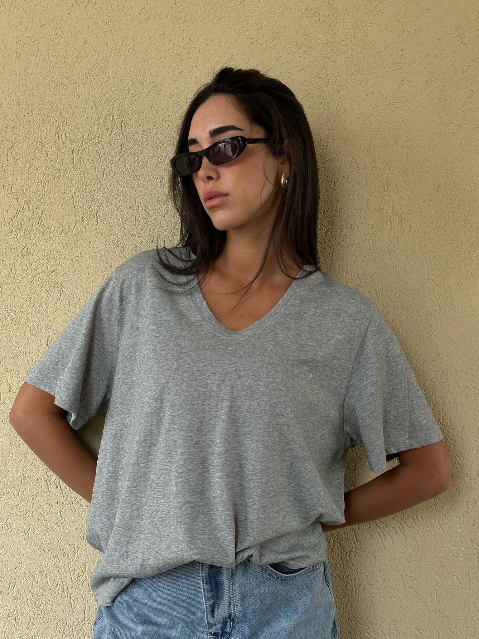 חולצת לים אפור