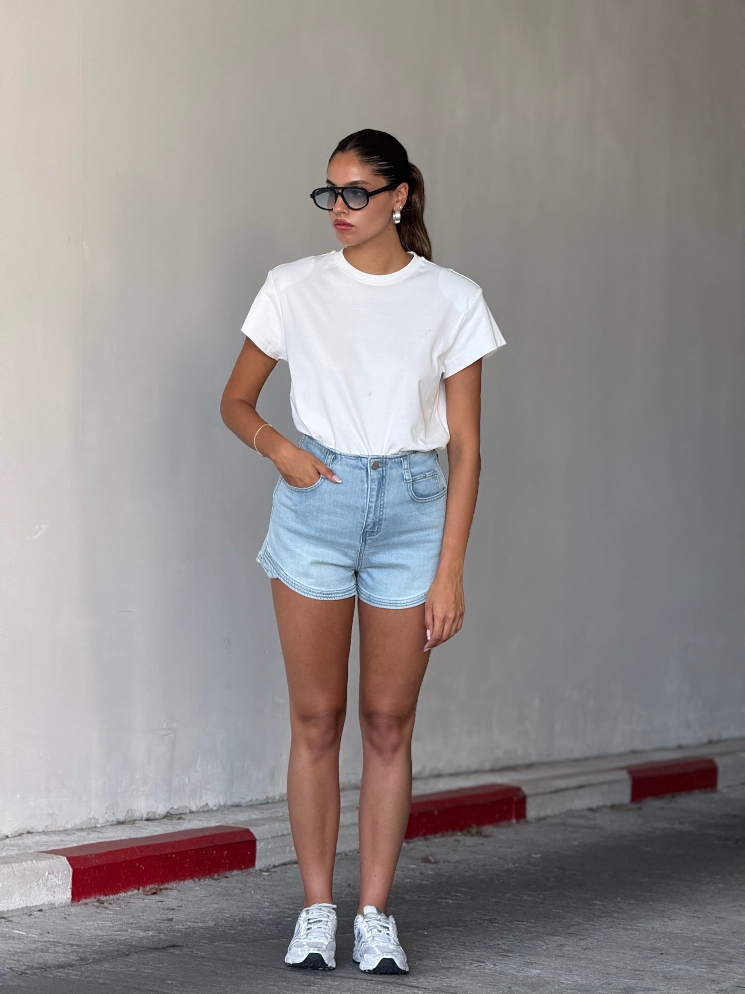 מכנס ג׳ינס מיכאל בהיר