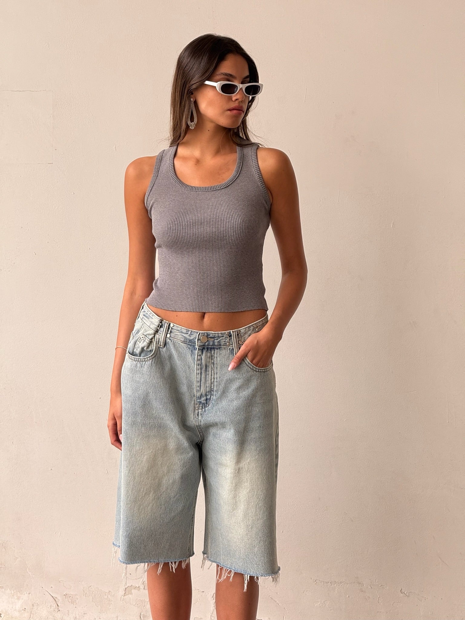 חולצת נסלי אפור