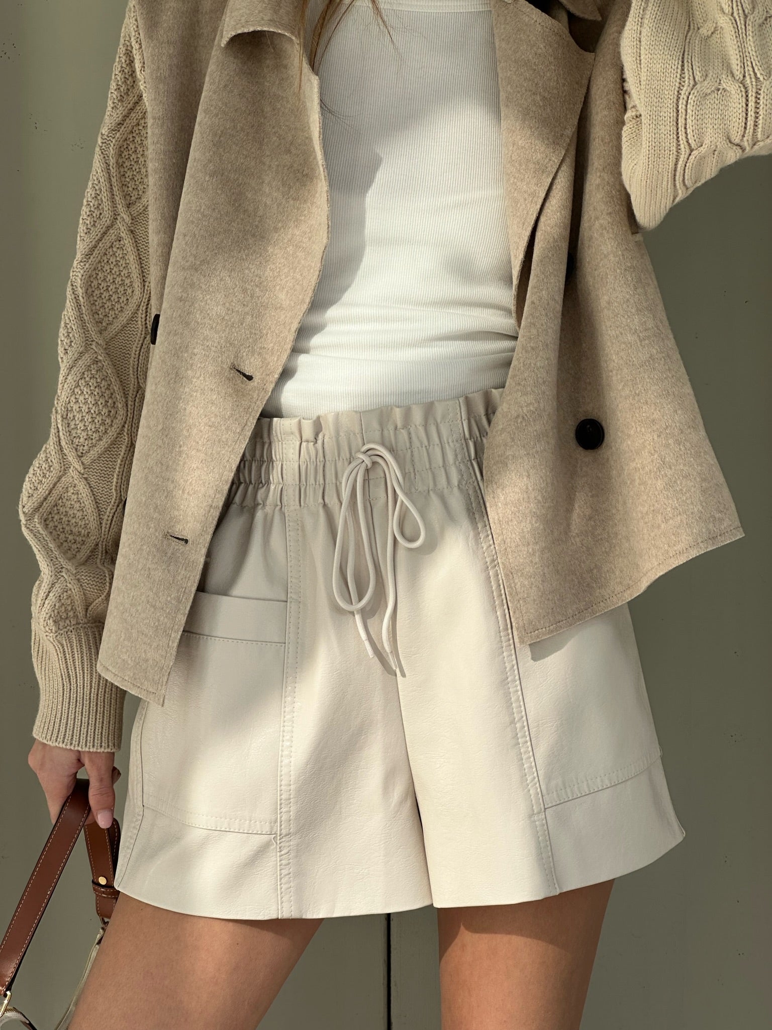 מכנס דמוי עור אנאבל שמנת