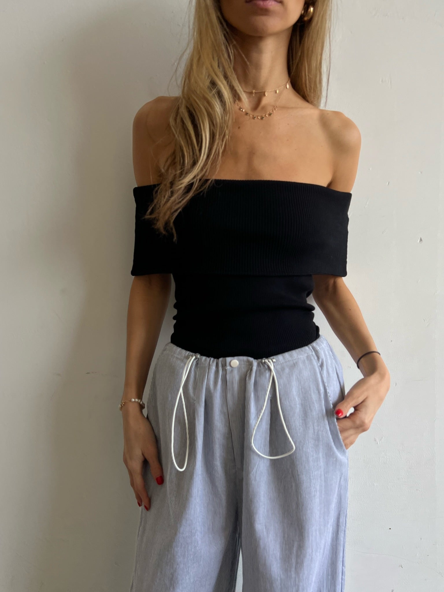 מכנס לוטם פסים שחור