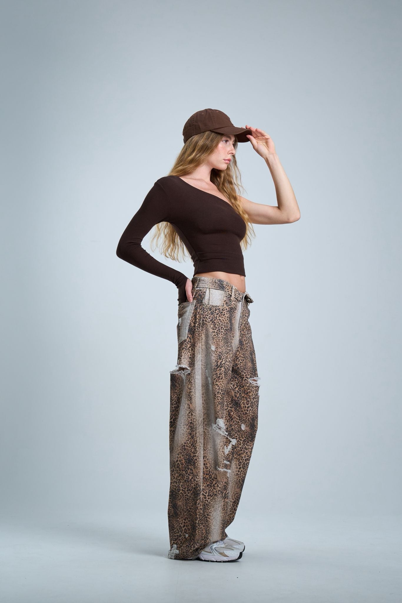 מכנס ג׳ינס בנו