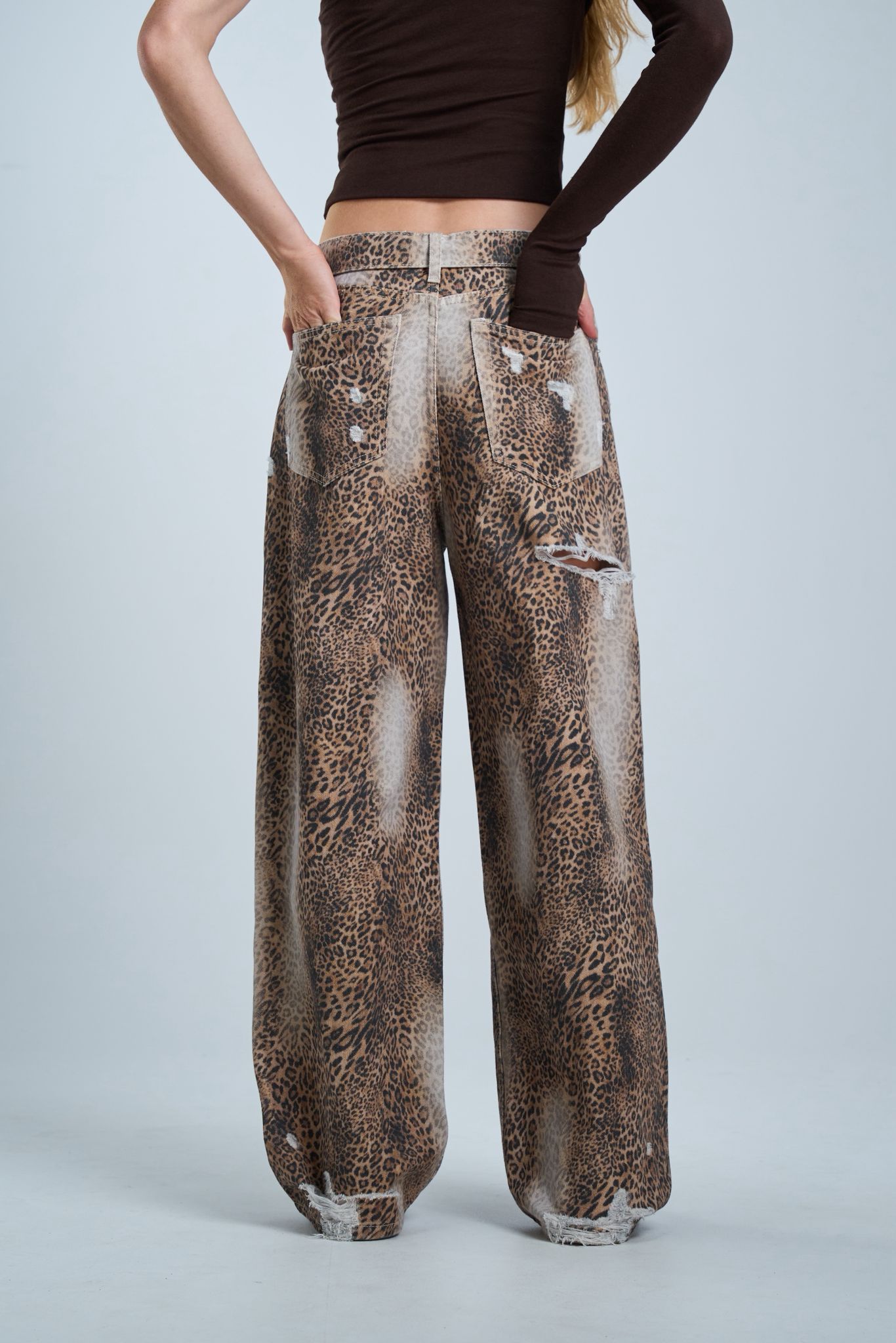 מכנס ג׳ינס בנו