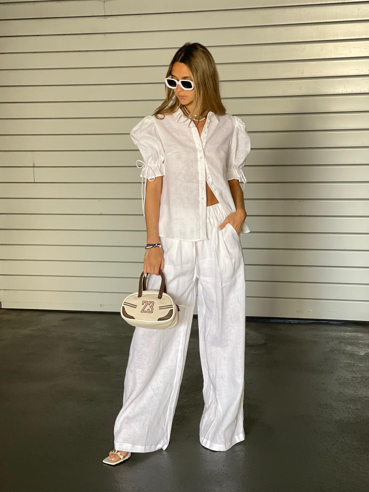 חליפת נואל לבן