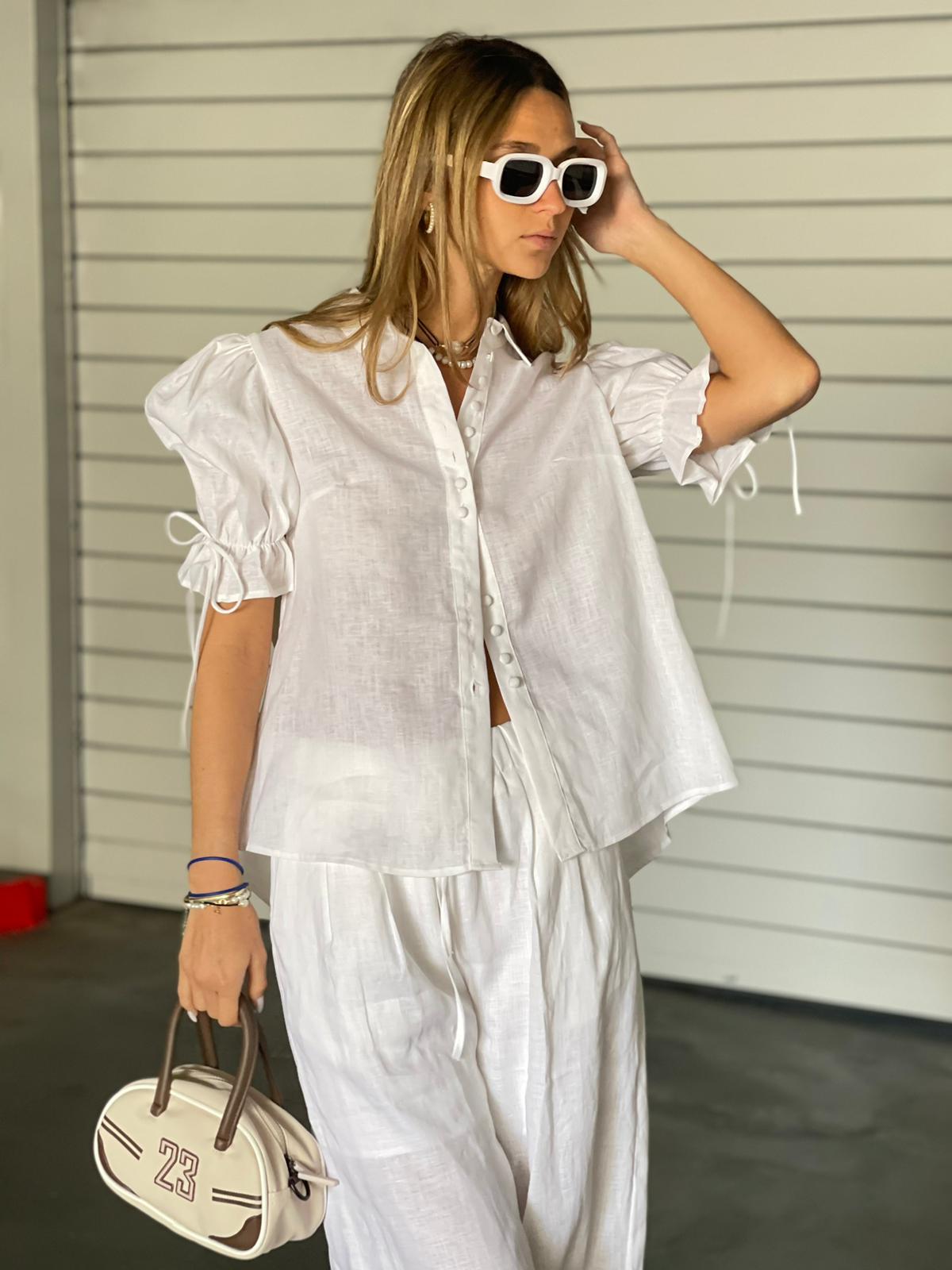 חליפת נואל לבן