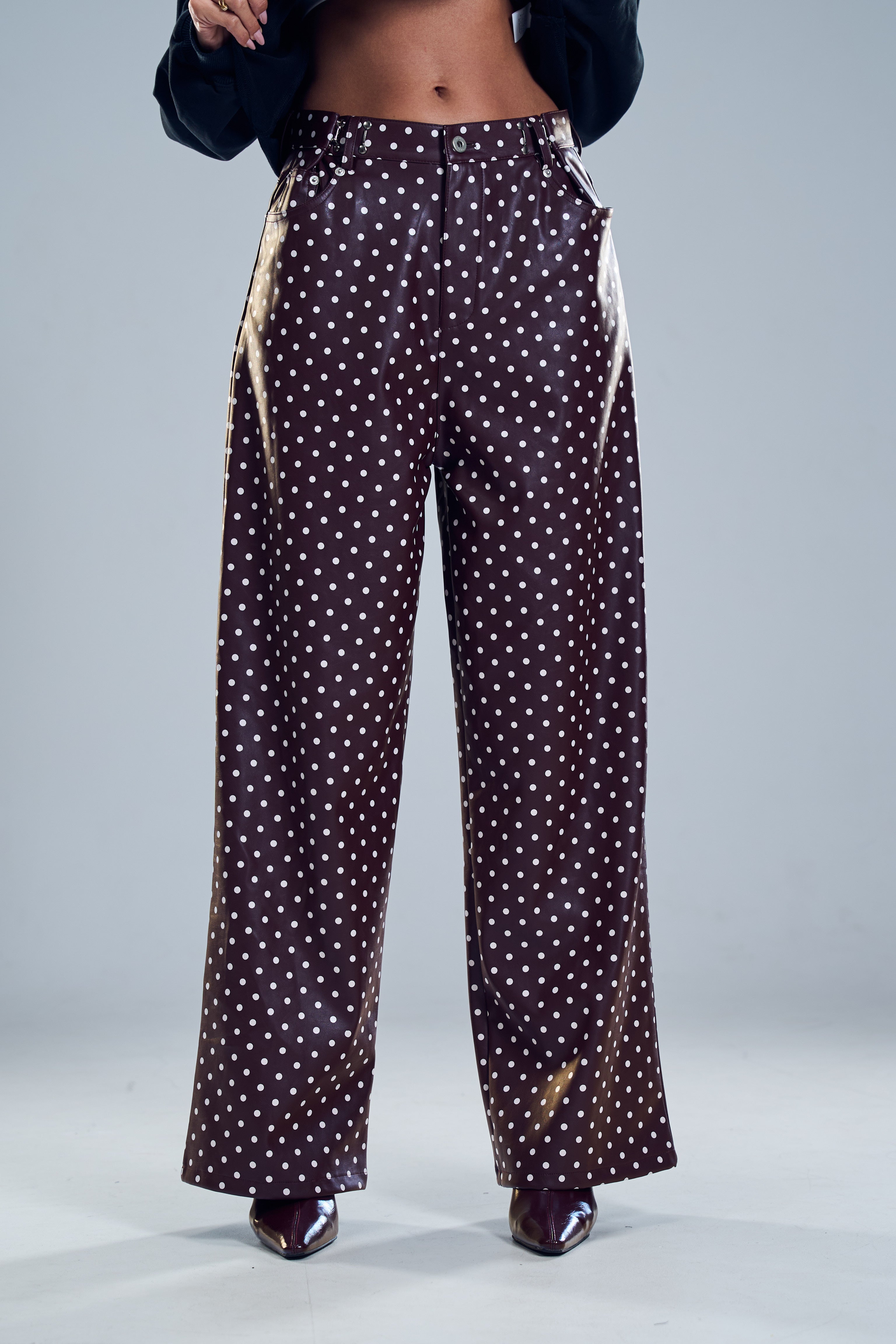 מכנס דמוי עור מיי בורדו