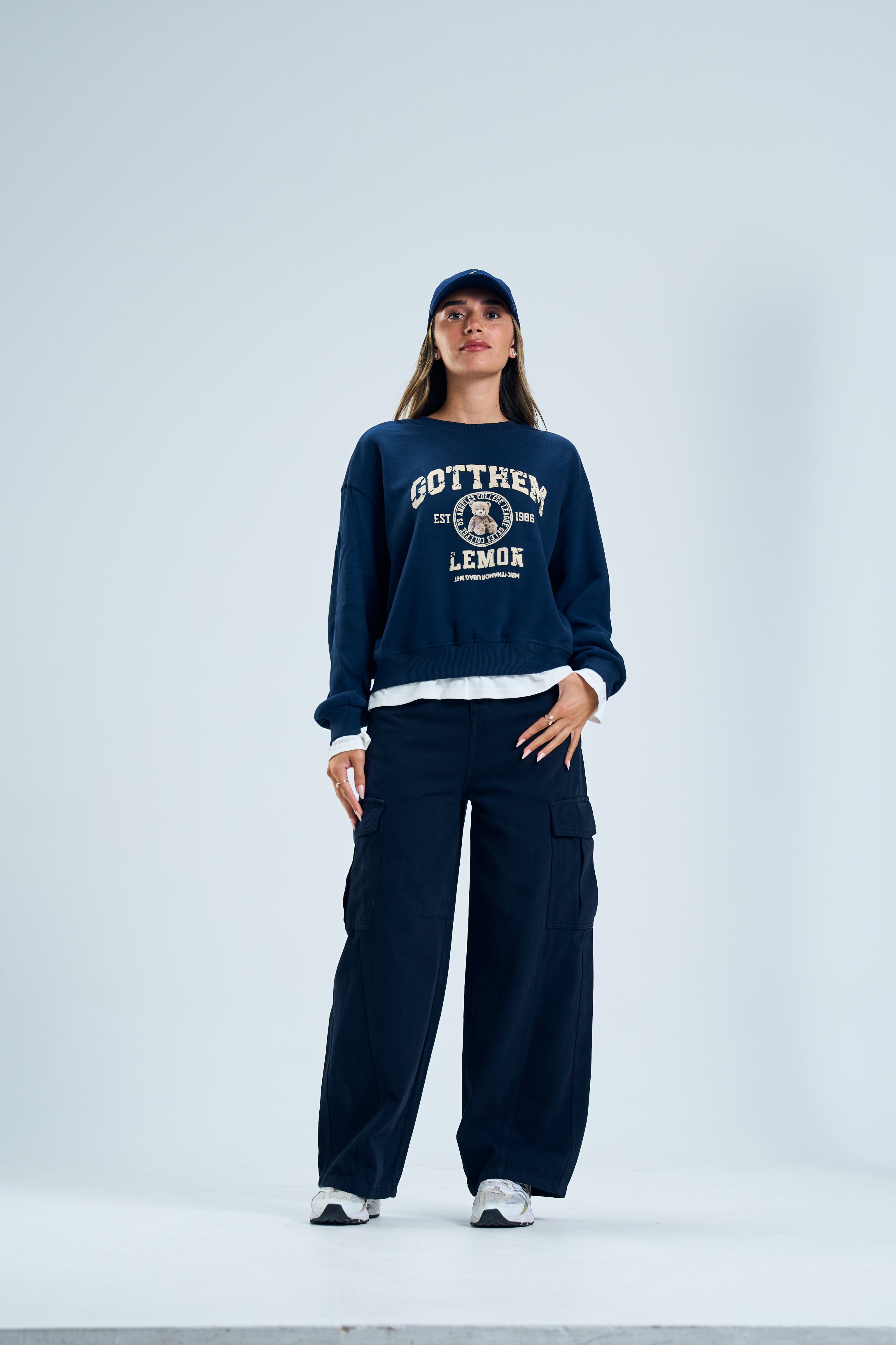 סווצר אן כחול