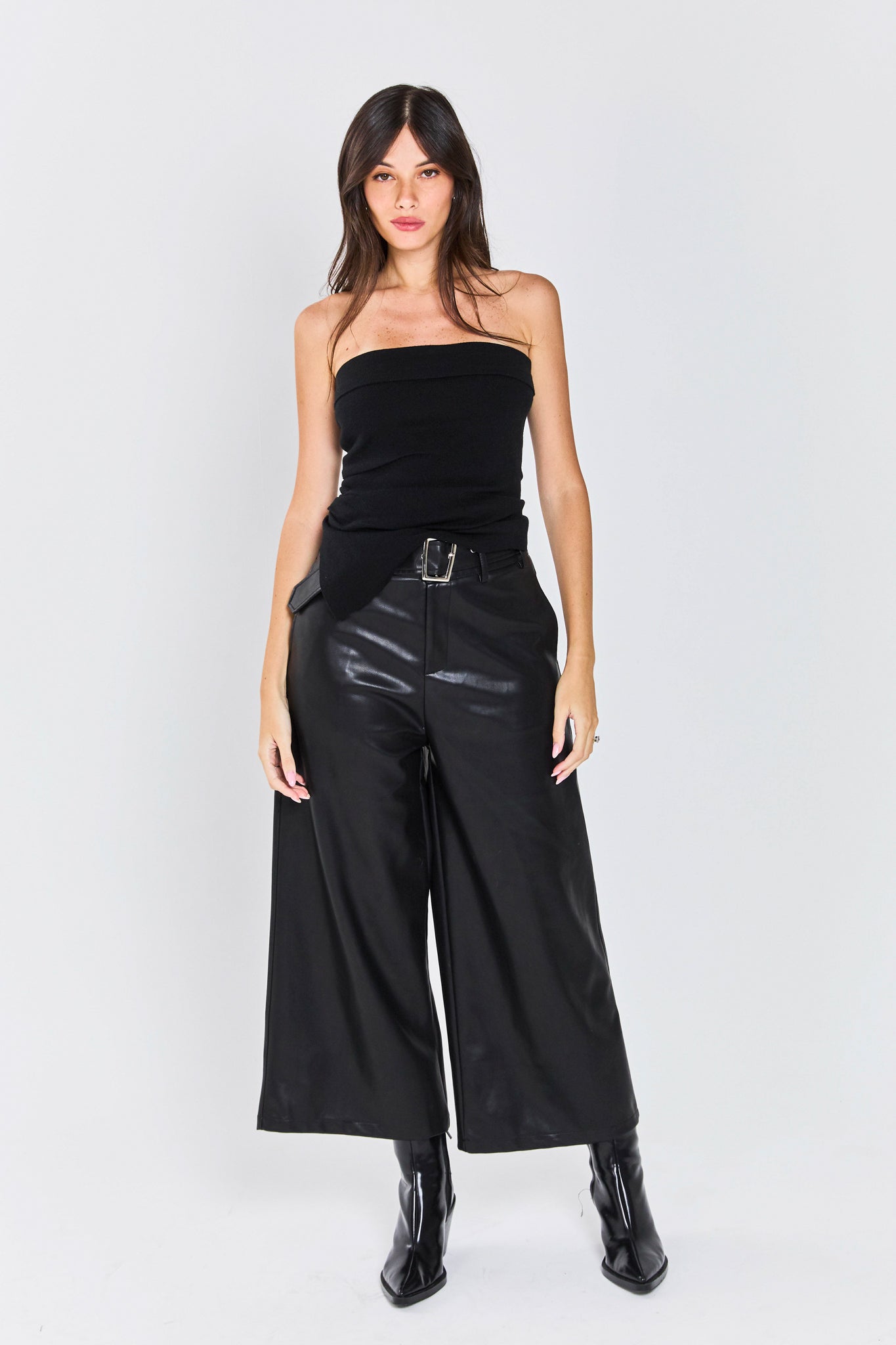 מכנס צוף דמוי עור שחור