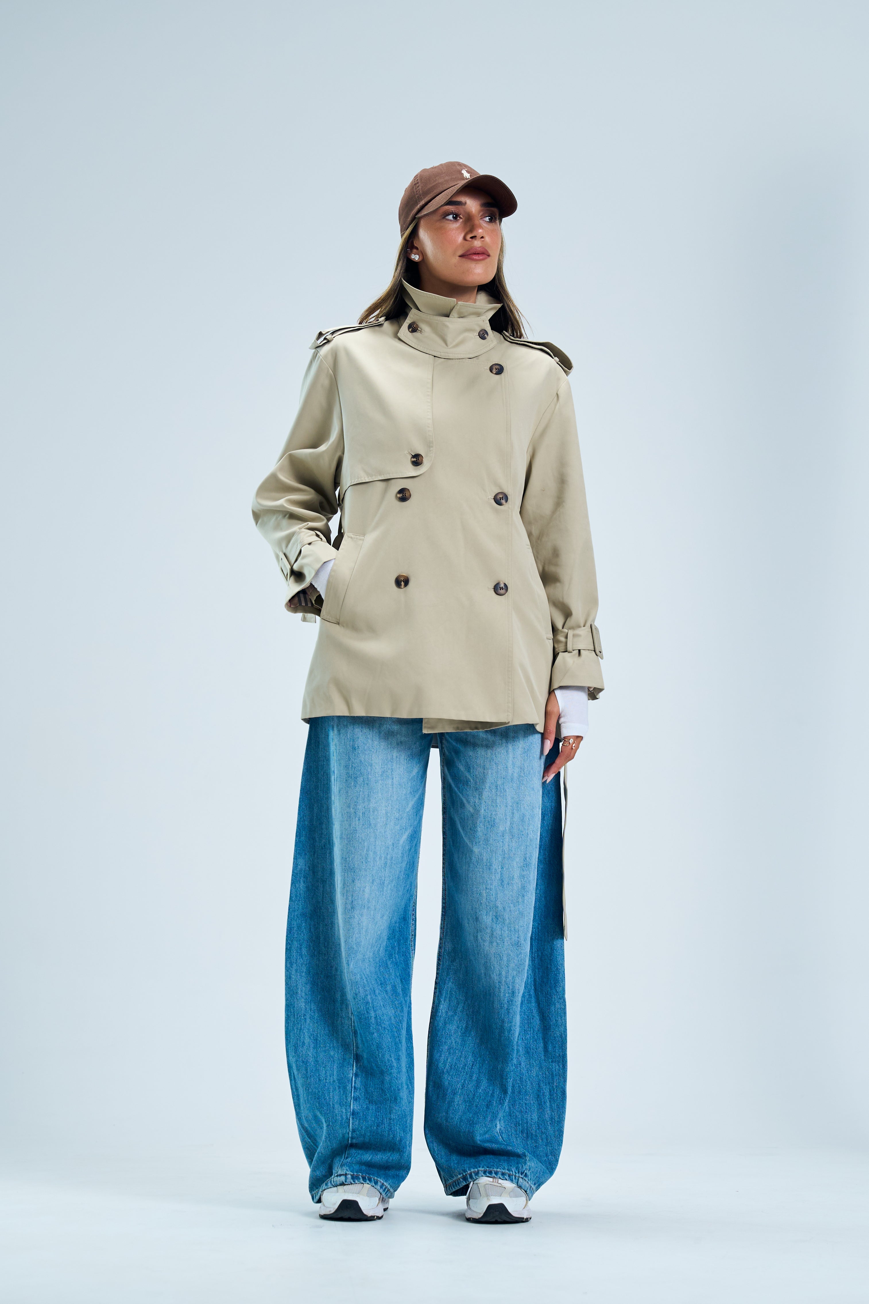 מעיל שליו אבן