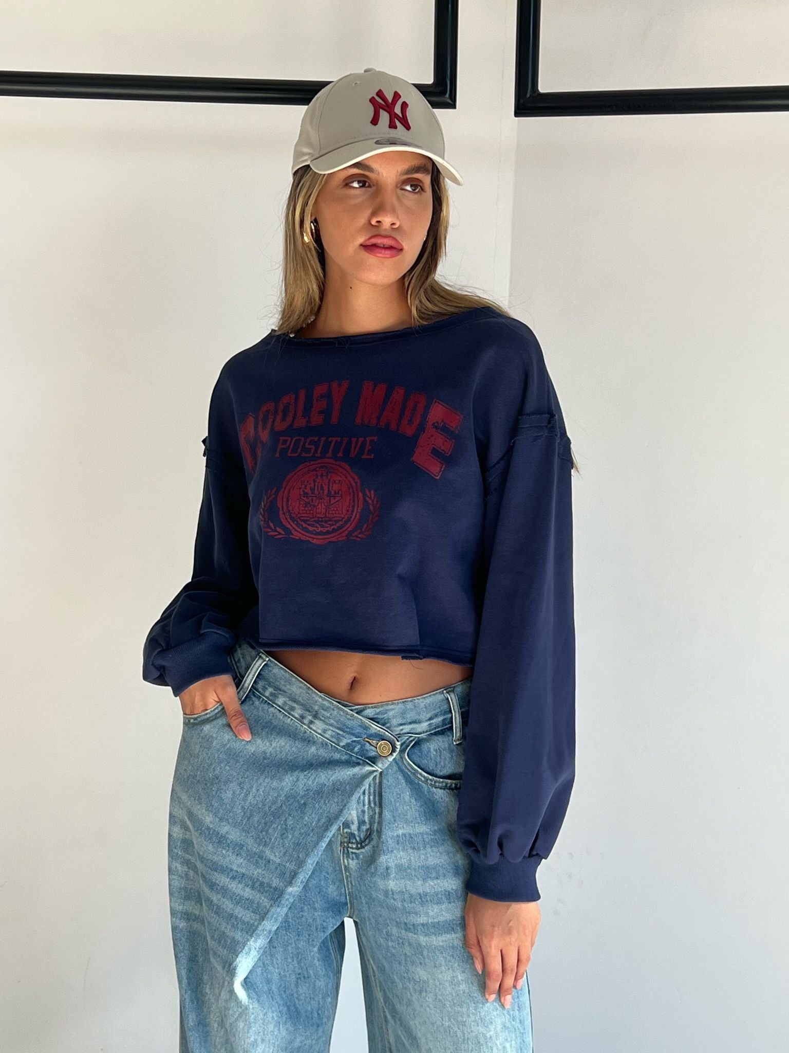 סווצר מאליס כחול