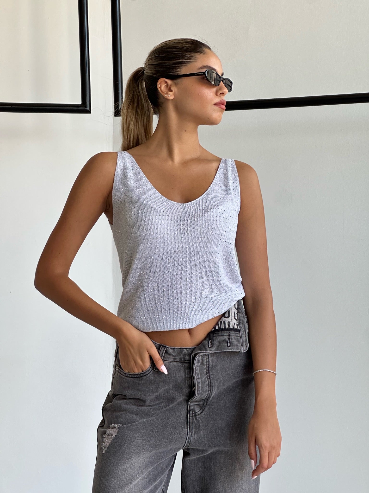 Spark dark gray tank top