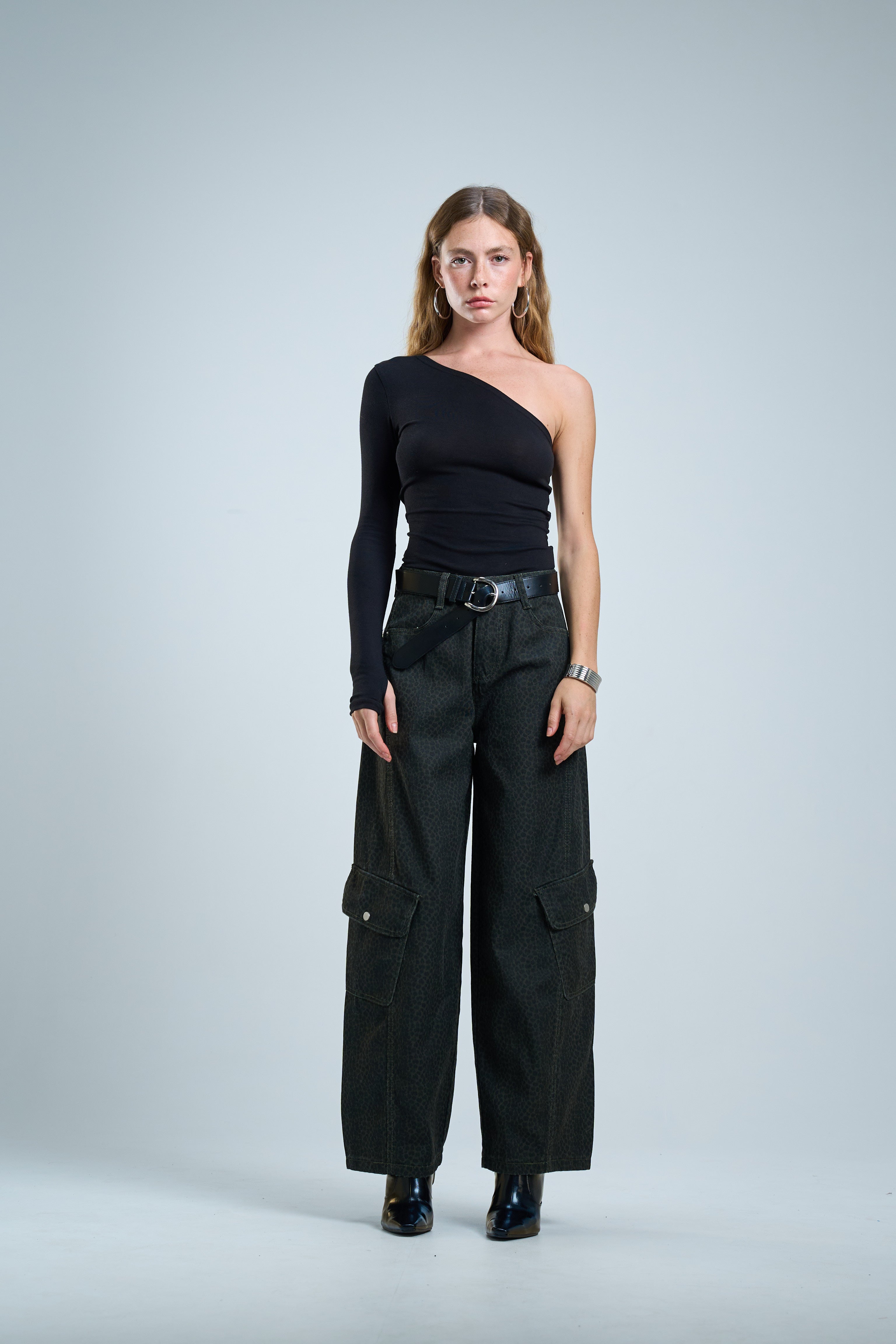 מכנס פלג מנומר ירוק