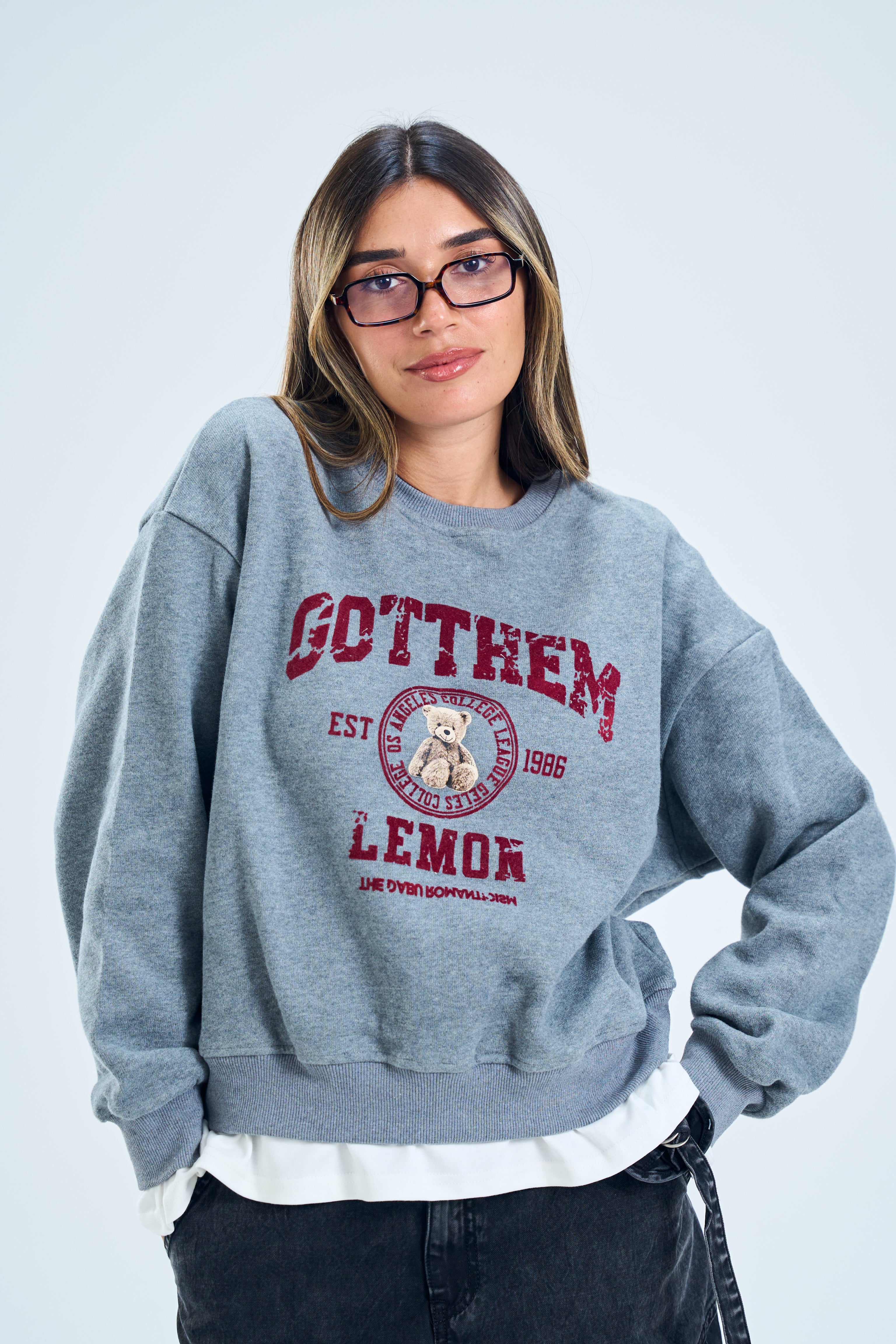 סווצר אן אפור