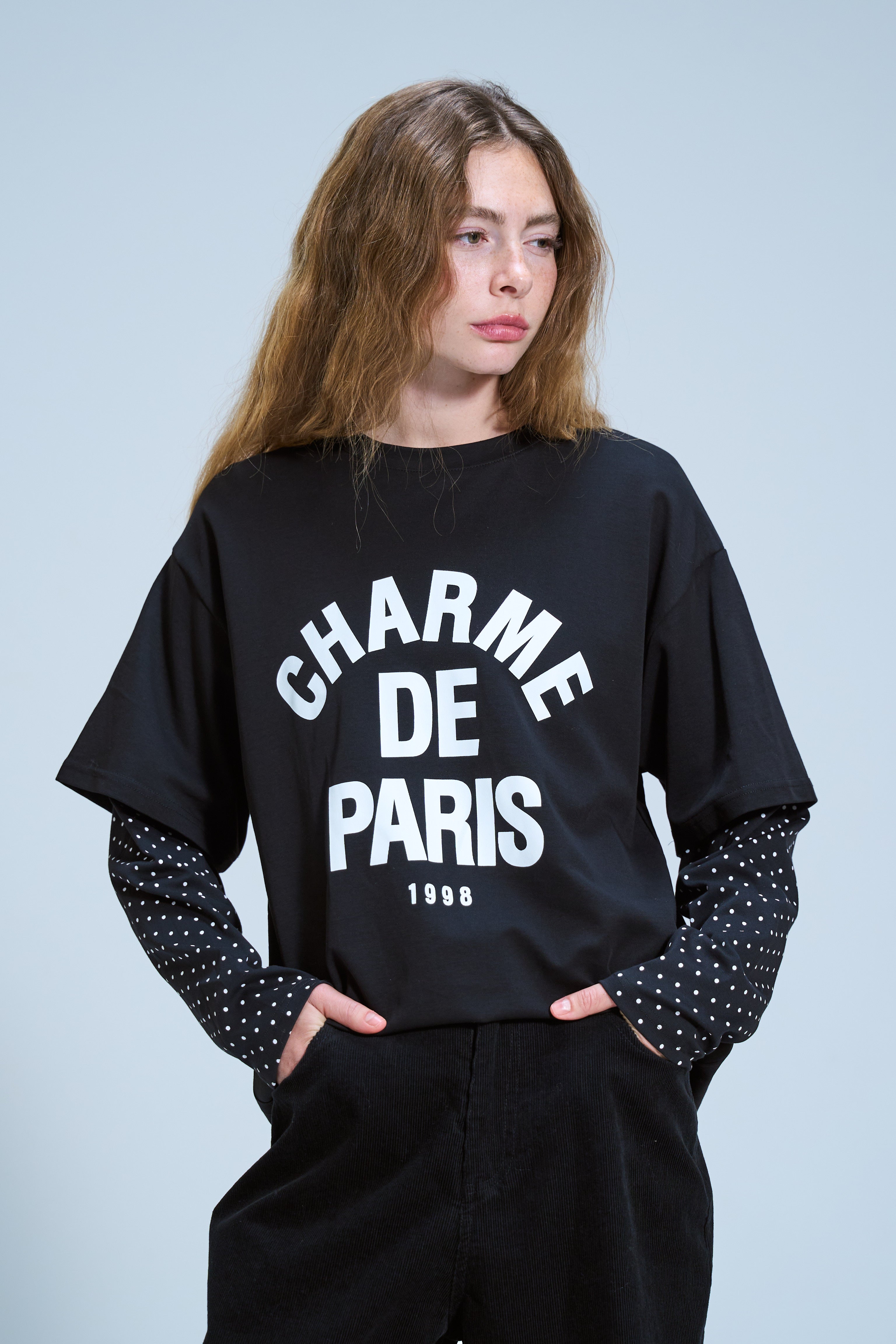 חולצת שחר שחור