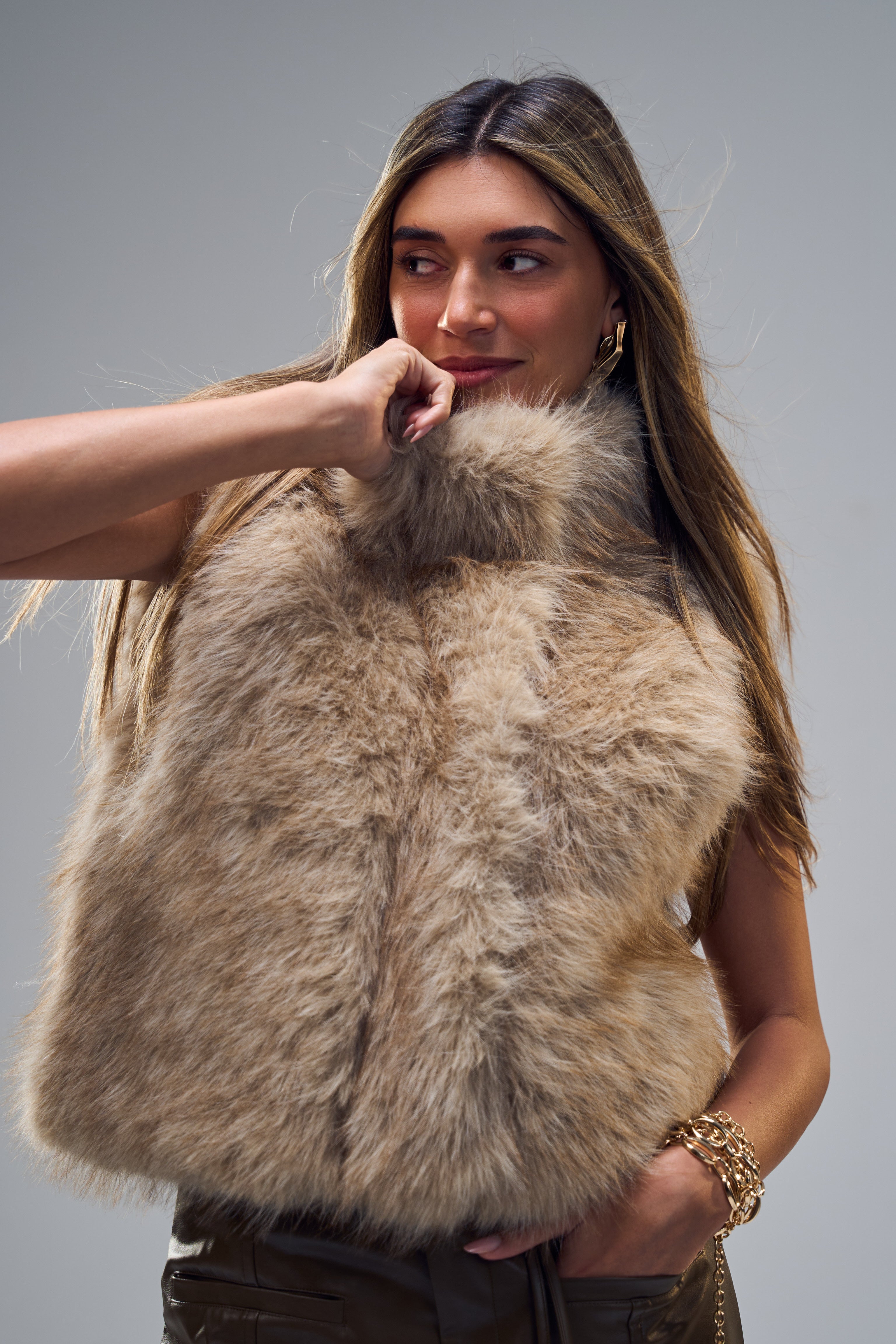 וסט לואיזה דבש