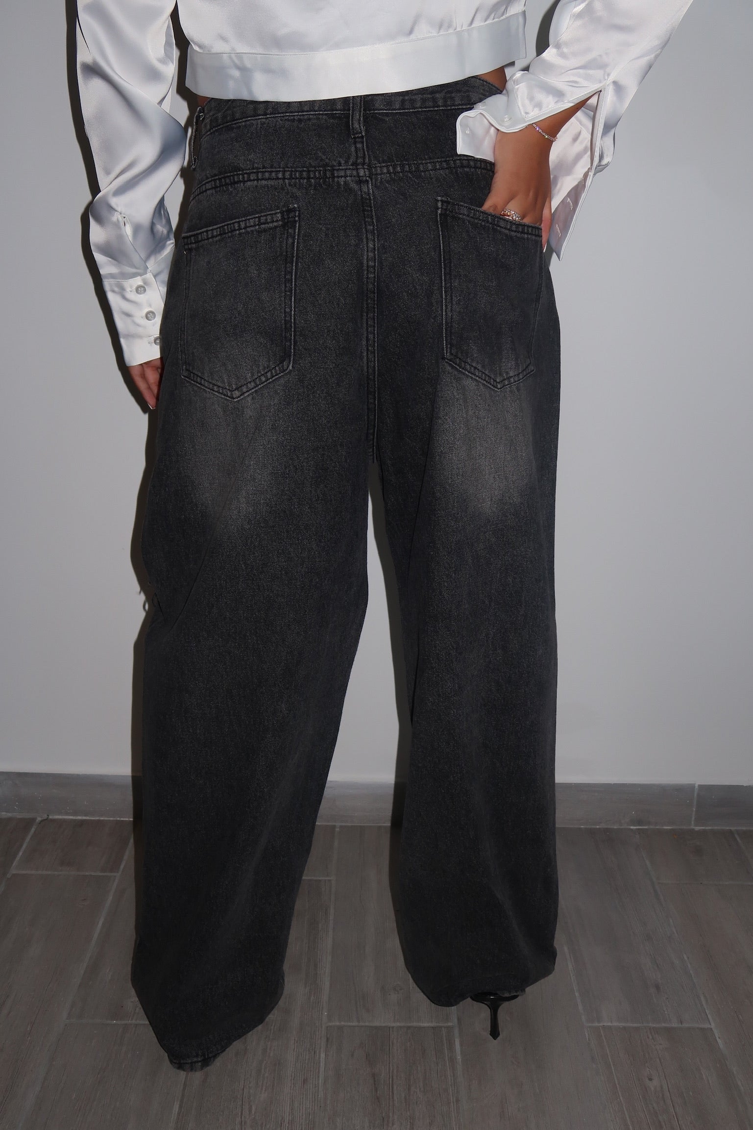 מכנס ג׳ינס ליהי אפור