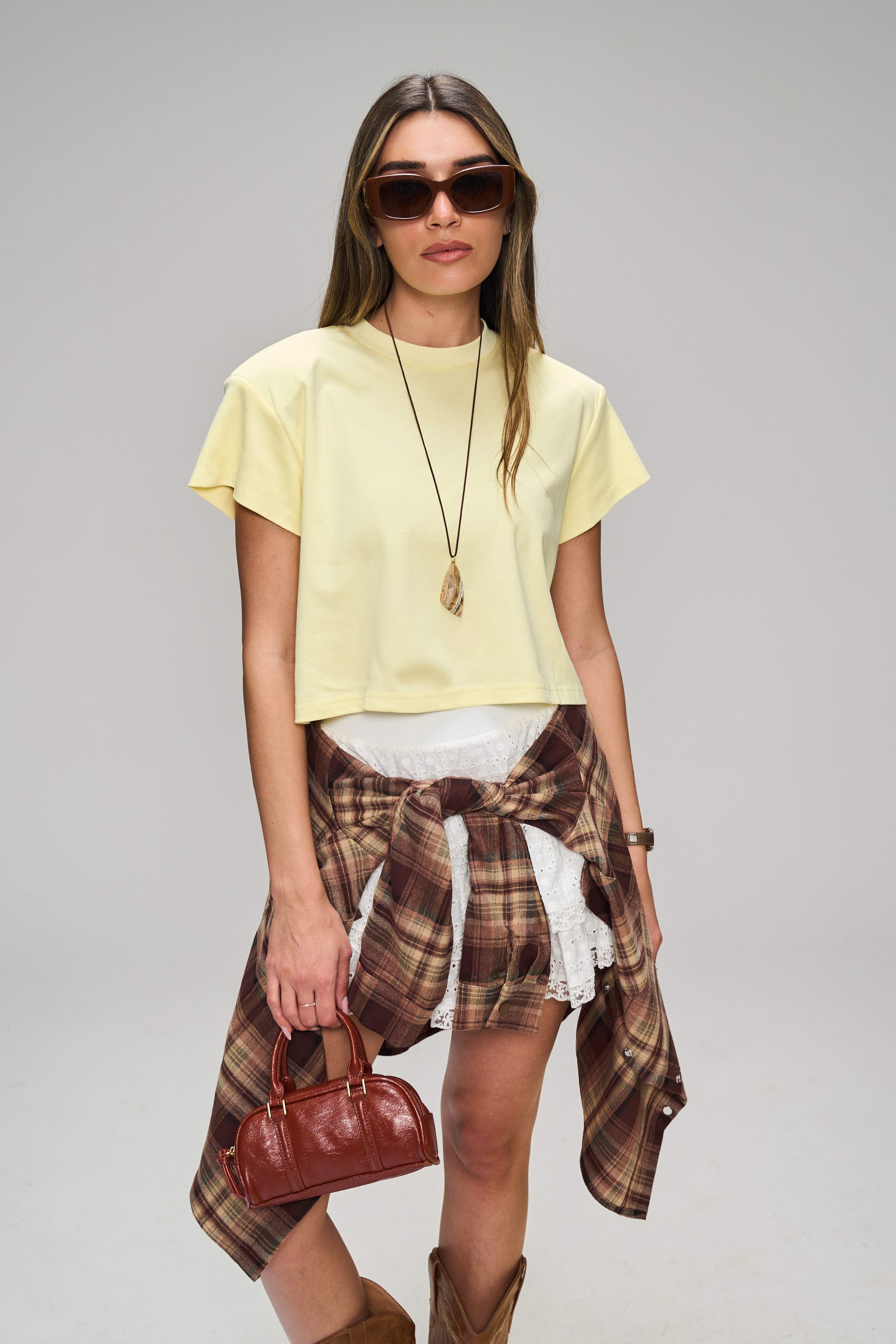 חולצת בילי צהוב