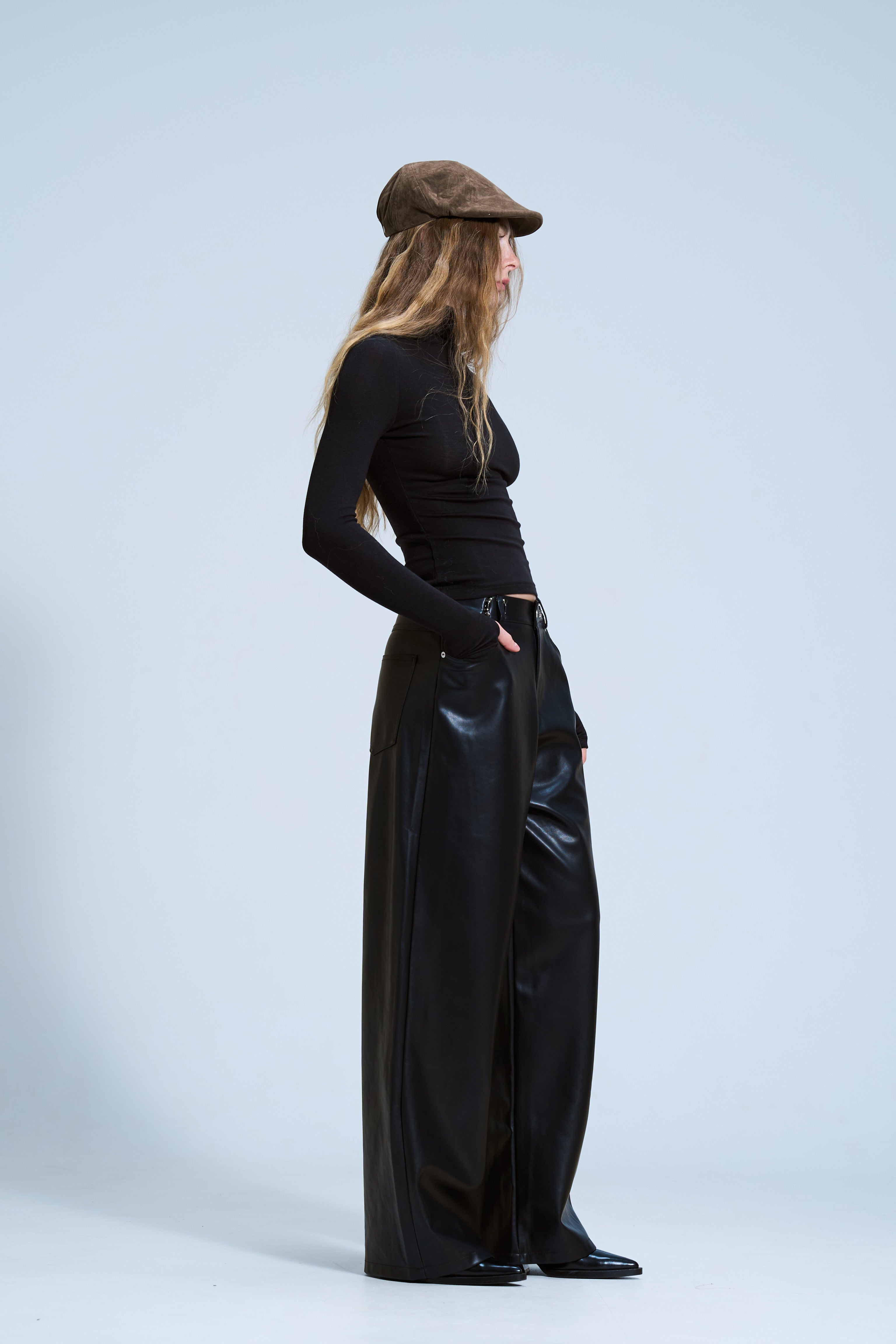 חולצת גולף טוני שחור