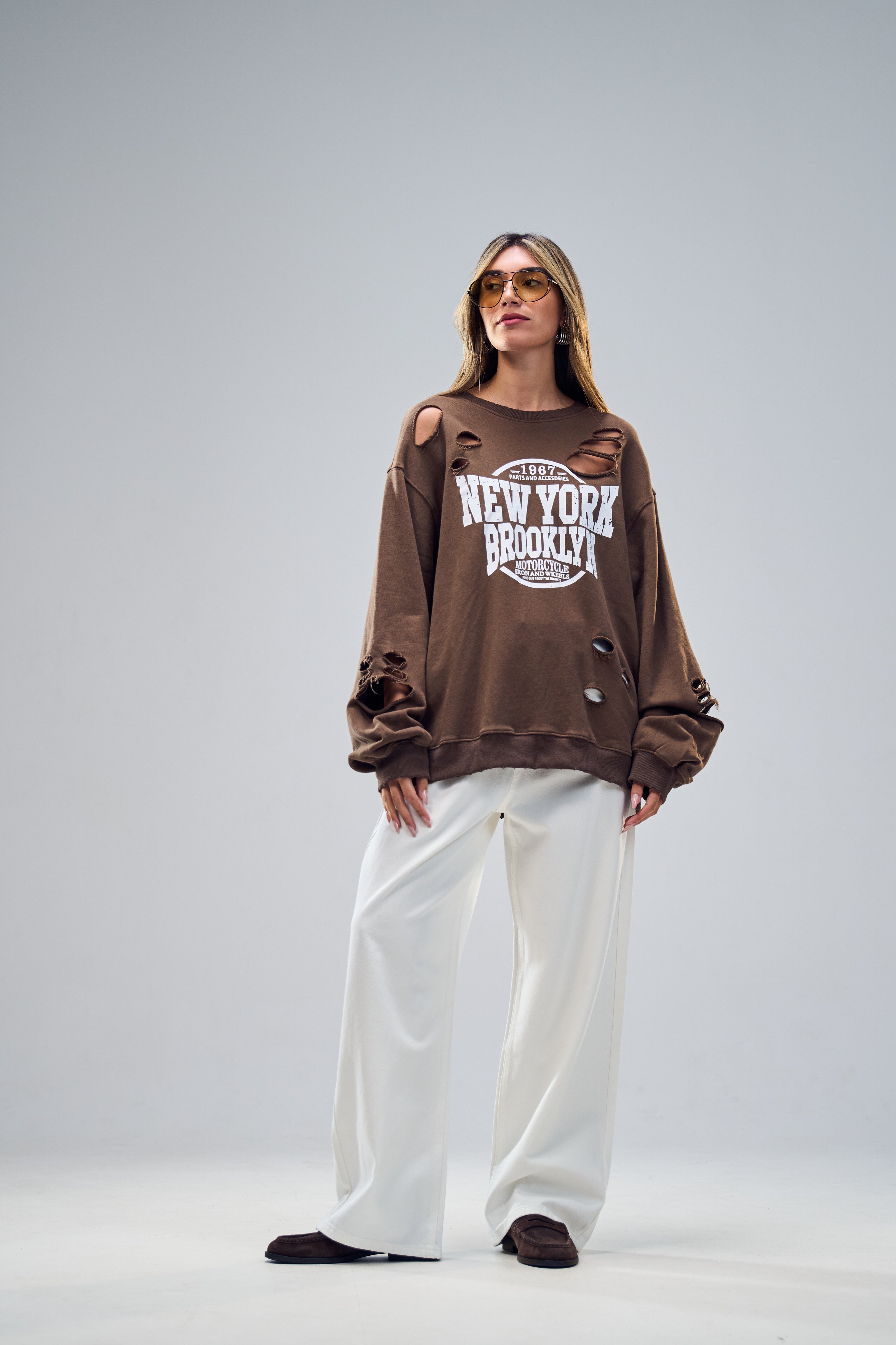 סווצר בל חום