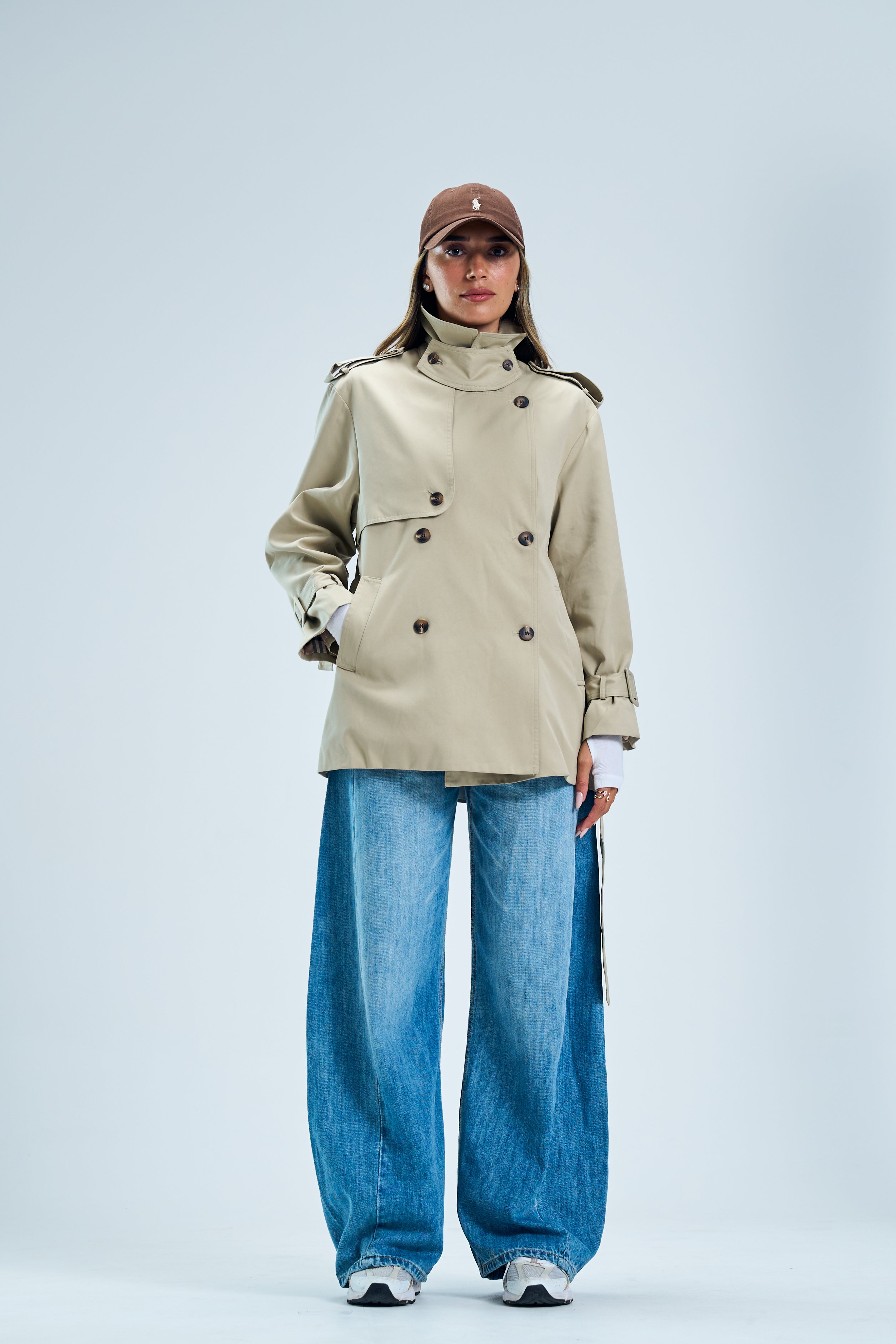 מעיל שליו אבן