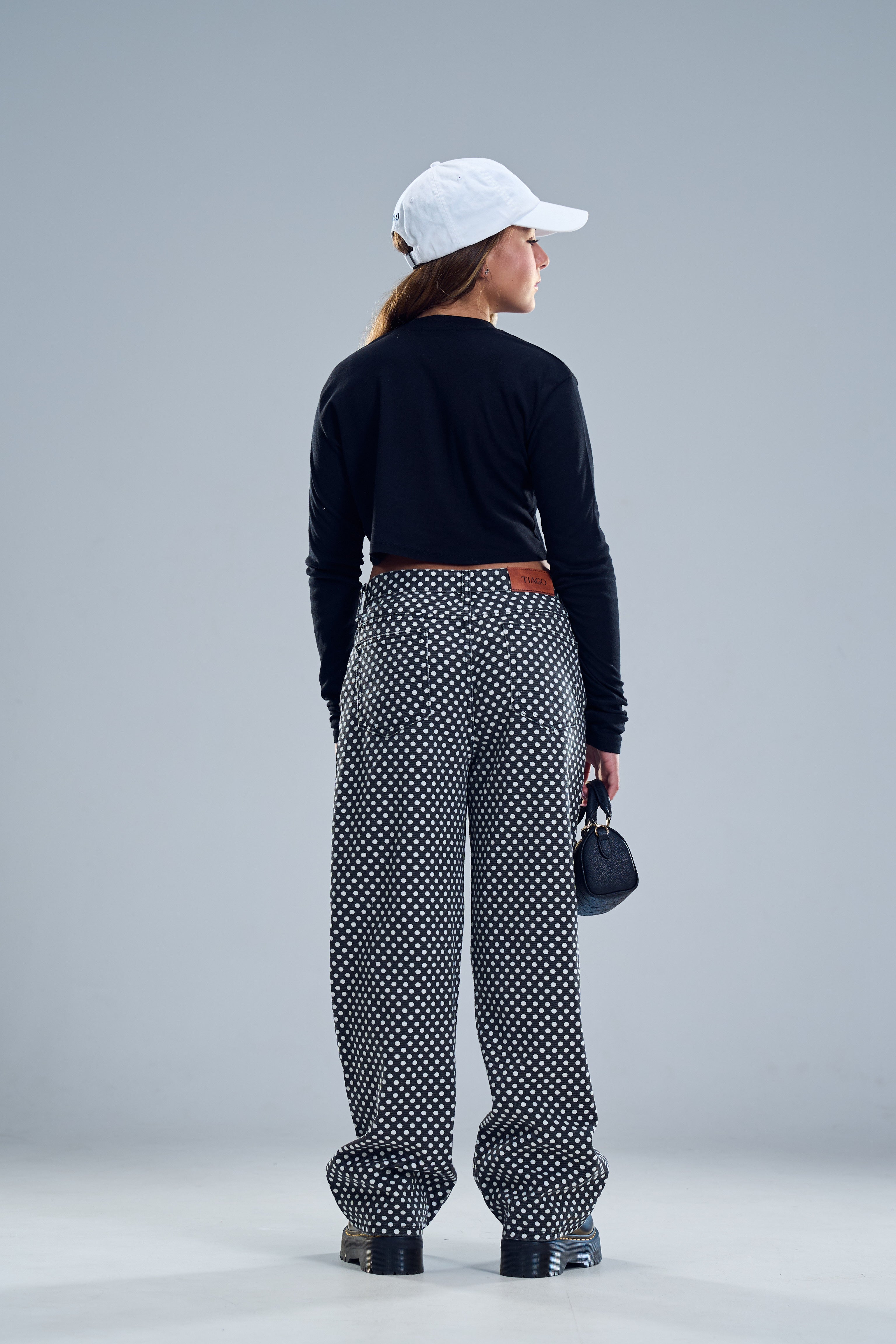 מכנס ג׳ינס אניל שחור