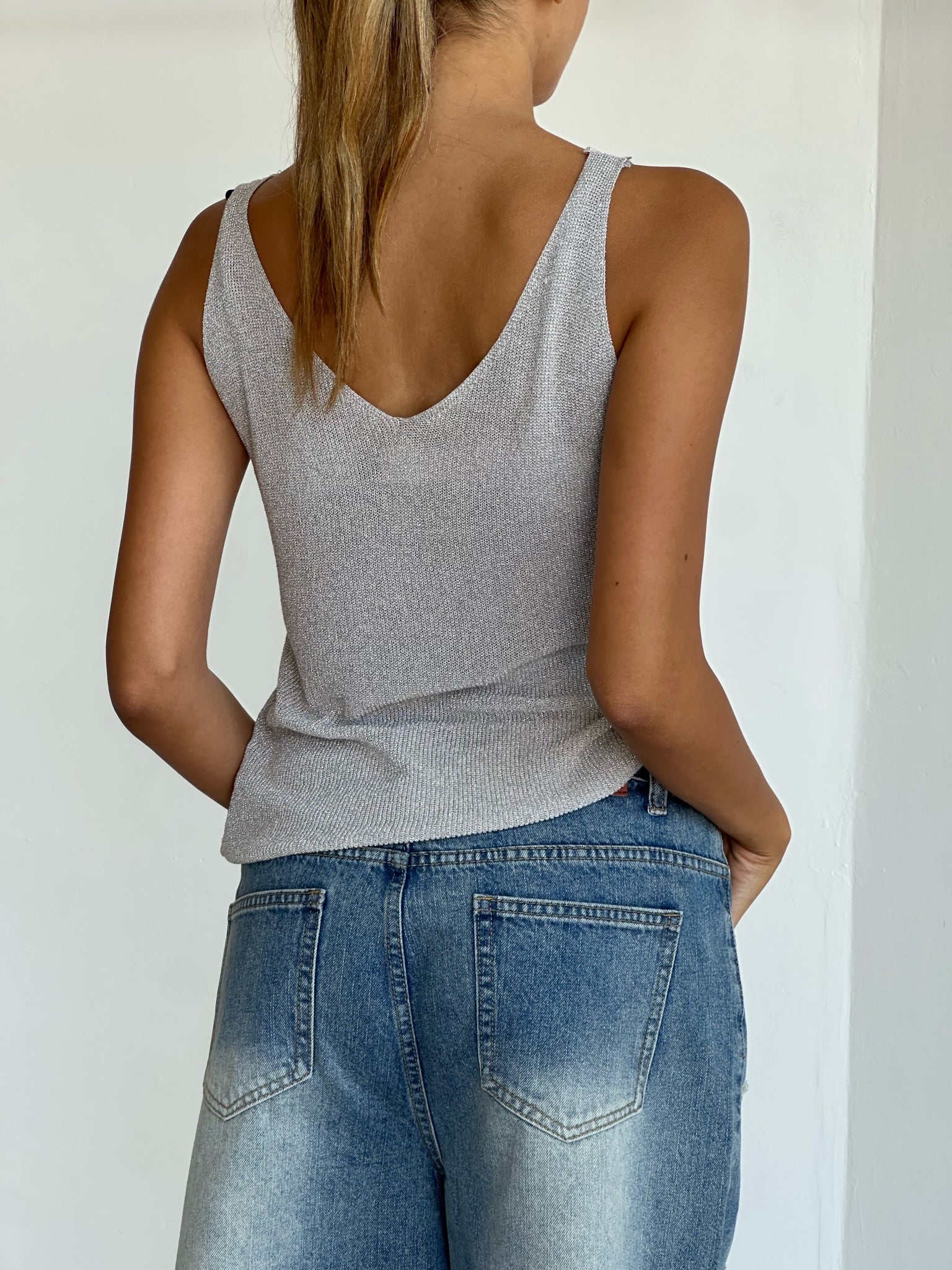 Spark light gray tank top